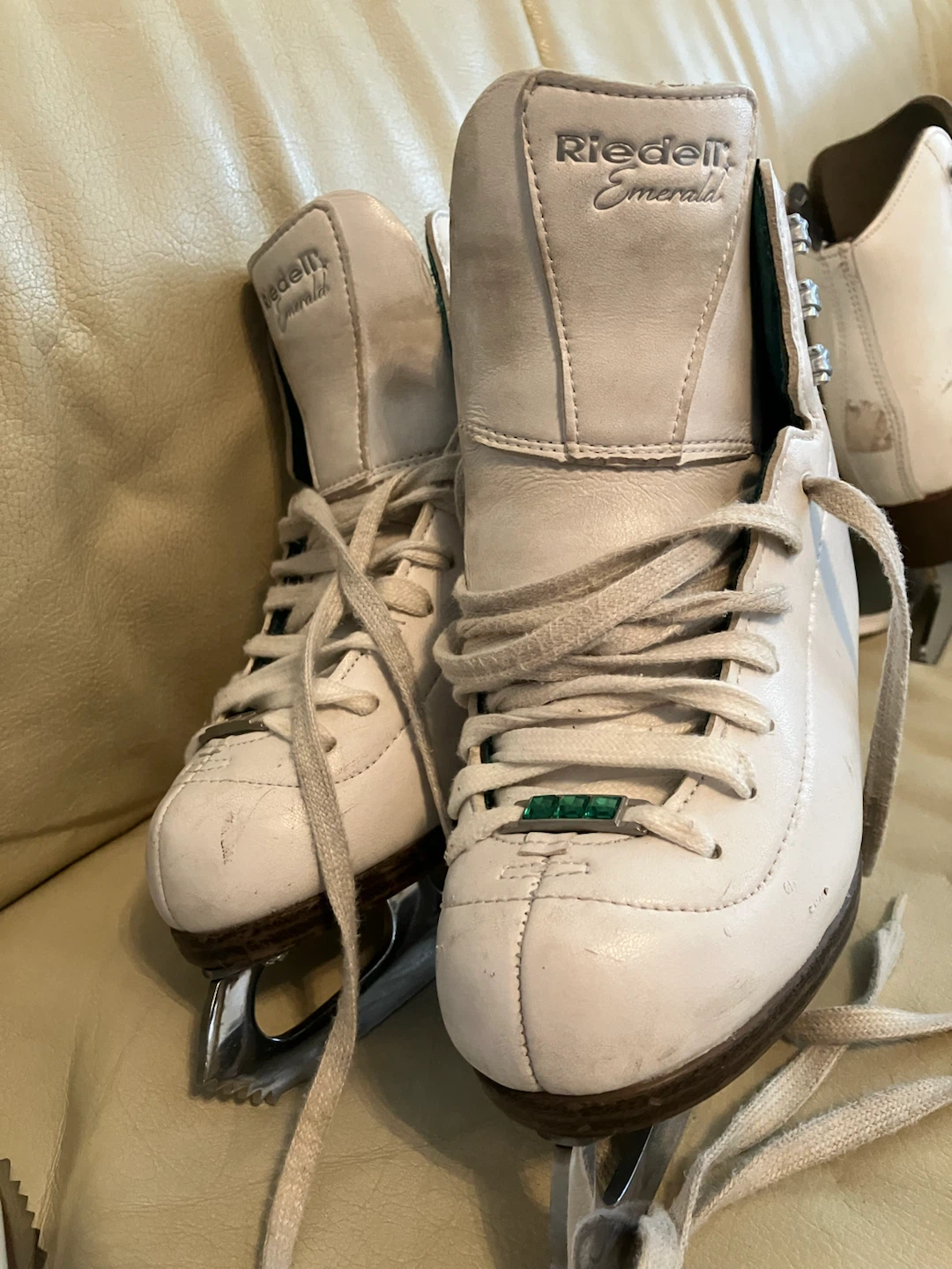 Riedell Emerald Figure Skates - photo 2