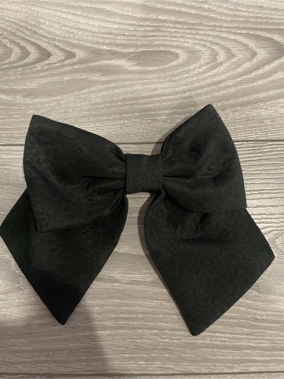 🏈 Fabric Bow Brooch