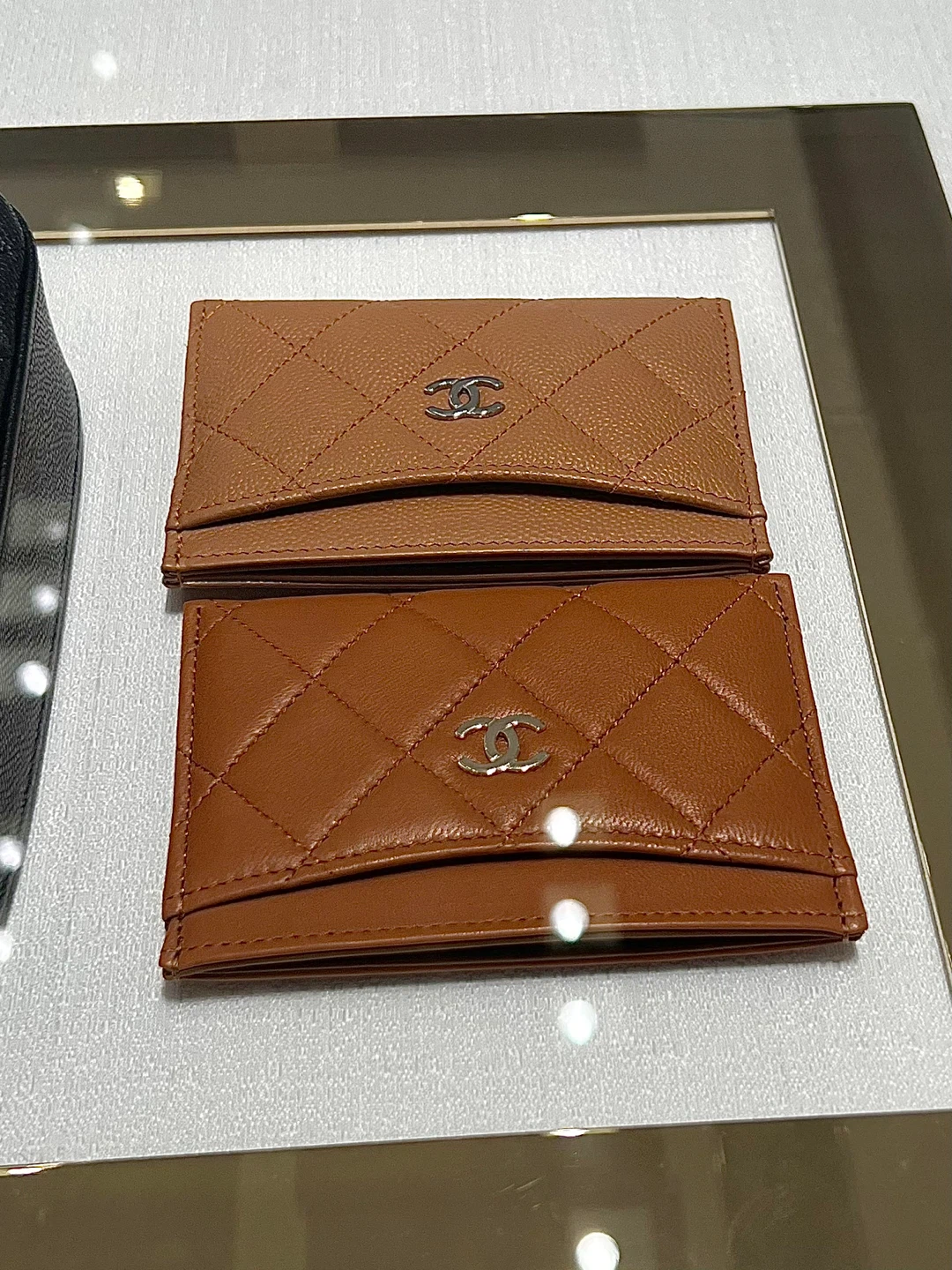 Brand New Chanel Quilted Card Holder Tan Seasonal - photo 2