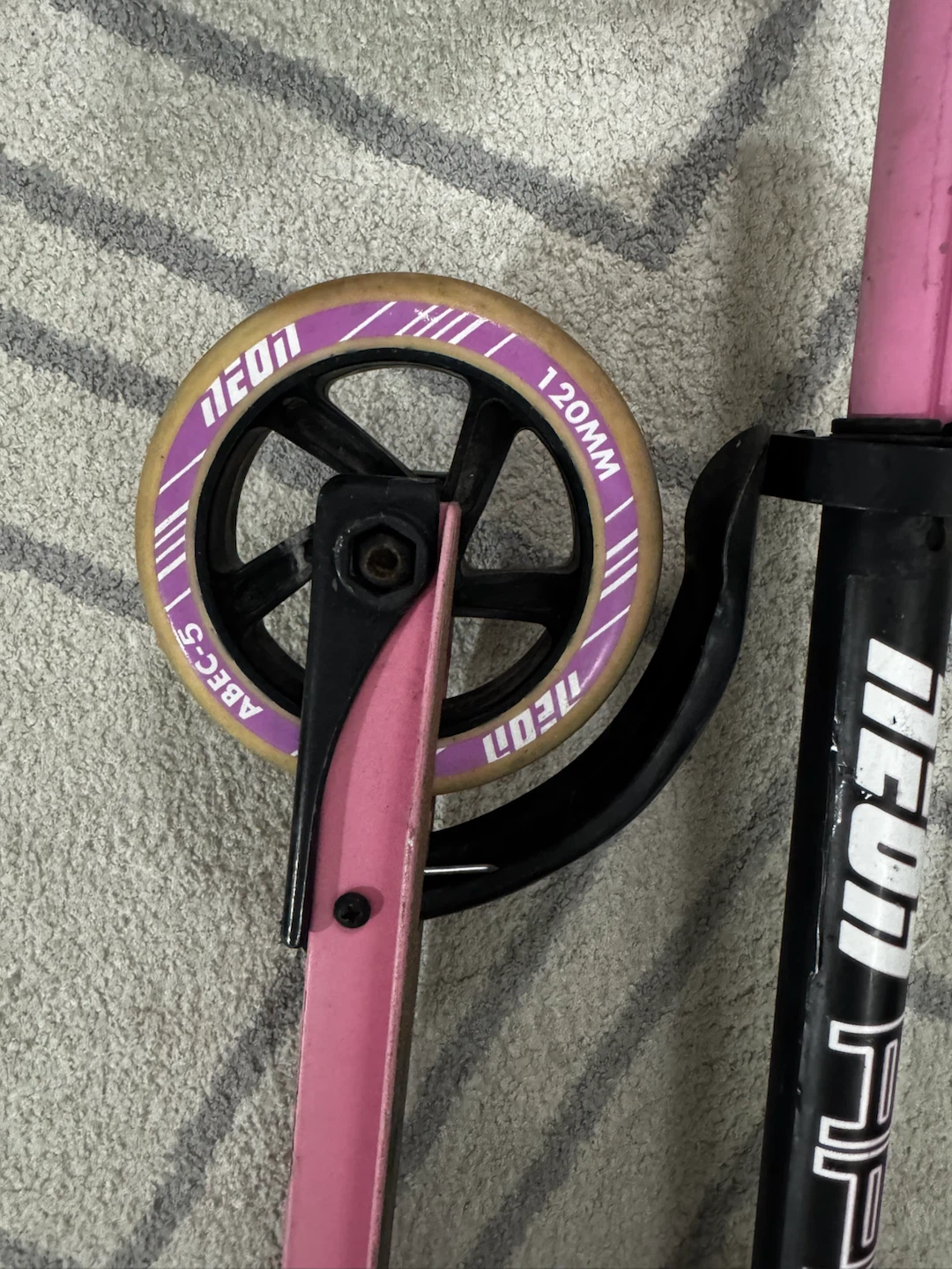 Neon Apex Pink Kids Scooter - photo 4