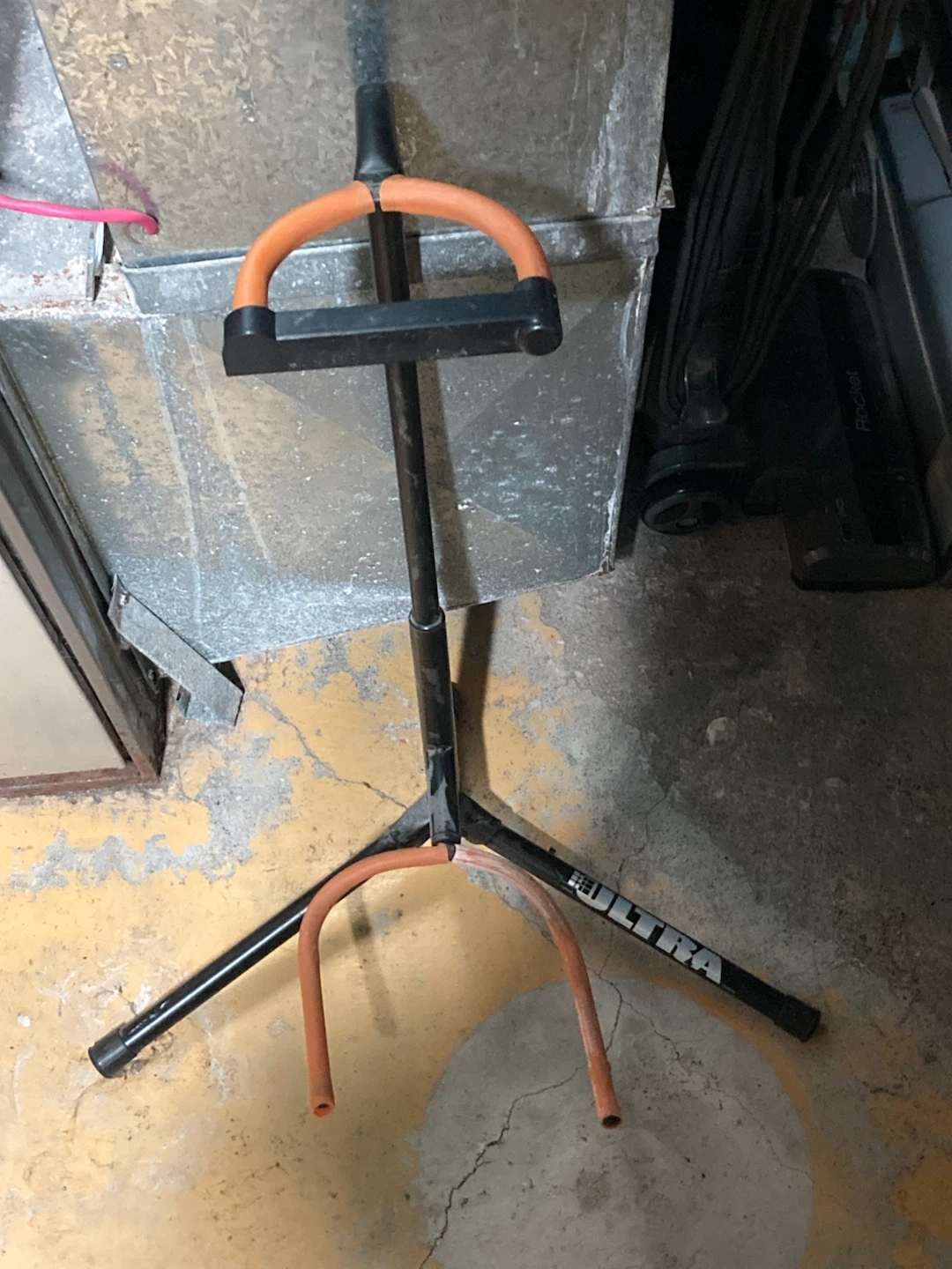 Guitar Stand