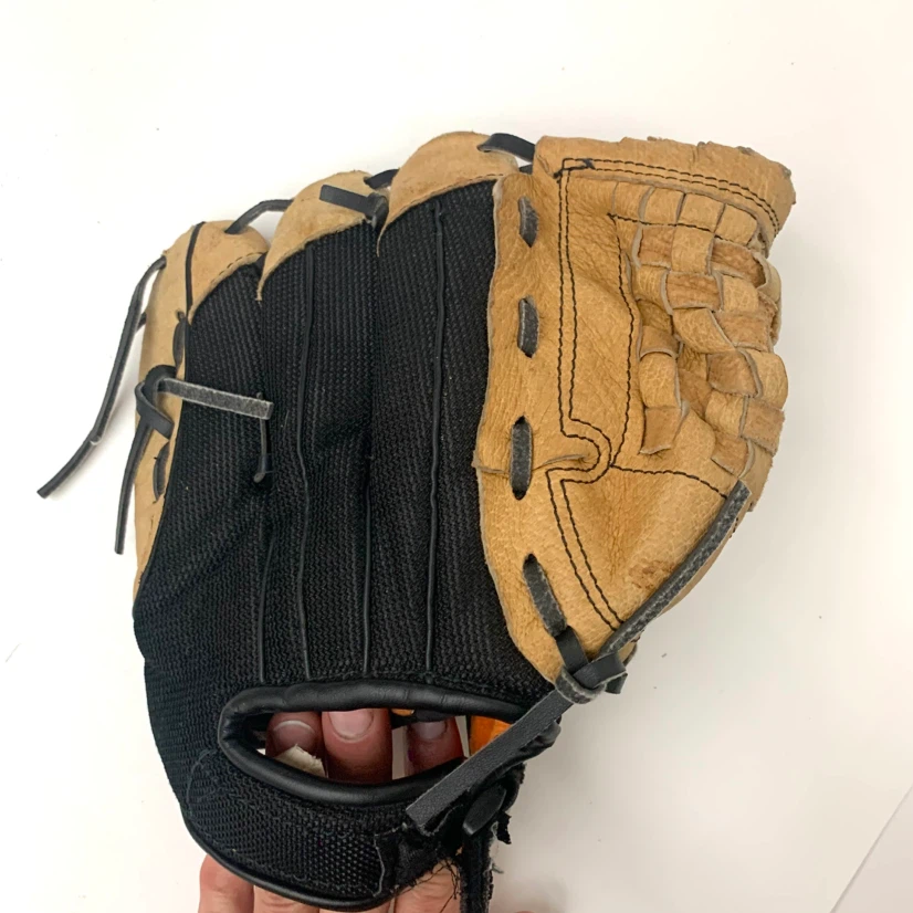 Kids Baseball Glove Youth Ball Glove Mitt Baseball Equipment - photo 3
