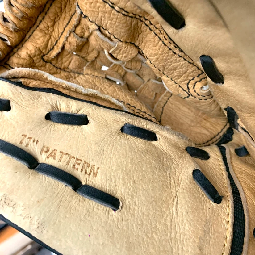 Kids Baseball Glove Youth Ball Glove Mitt Baseball Equipment - photo 5