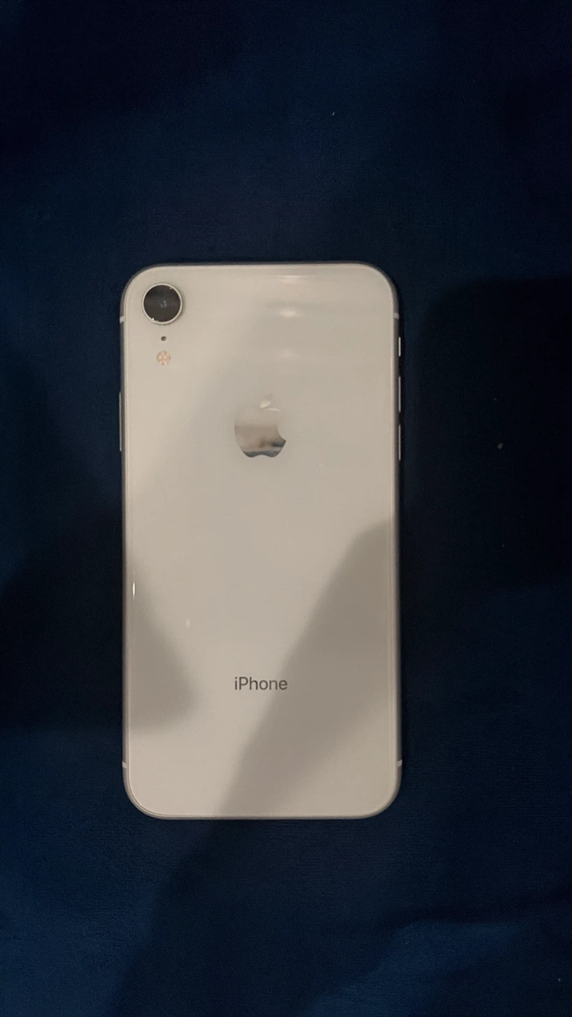 White Apple iPhone XR