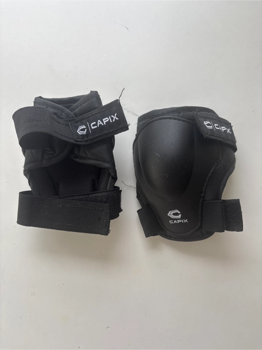 Capix Black Knee Pads - photo 2