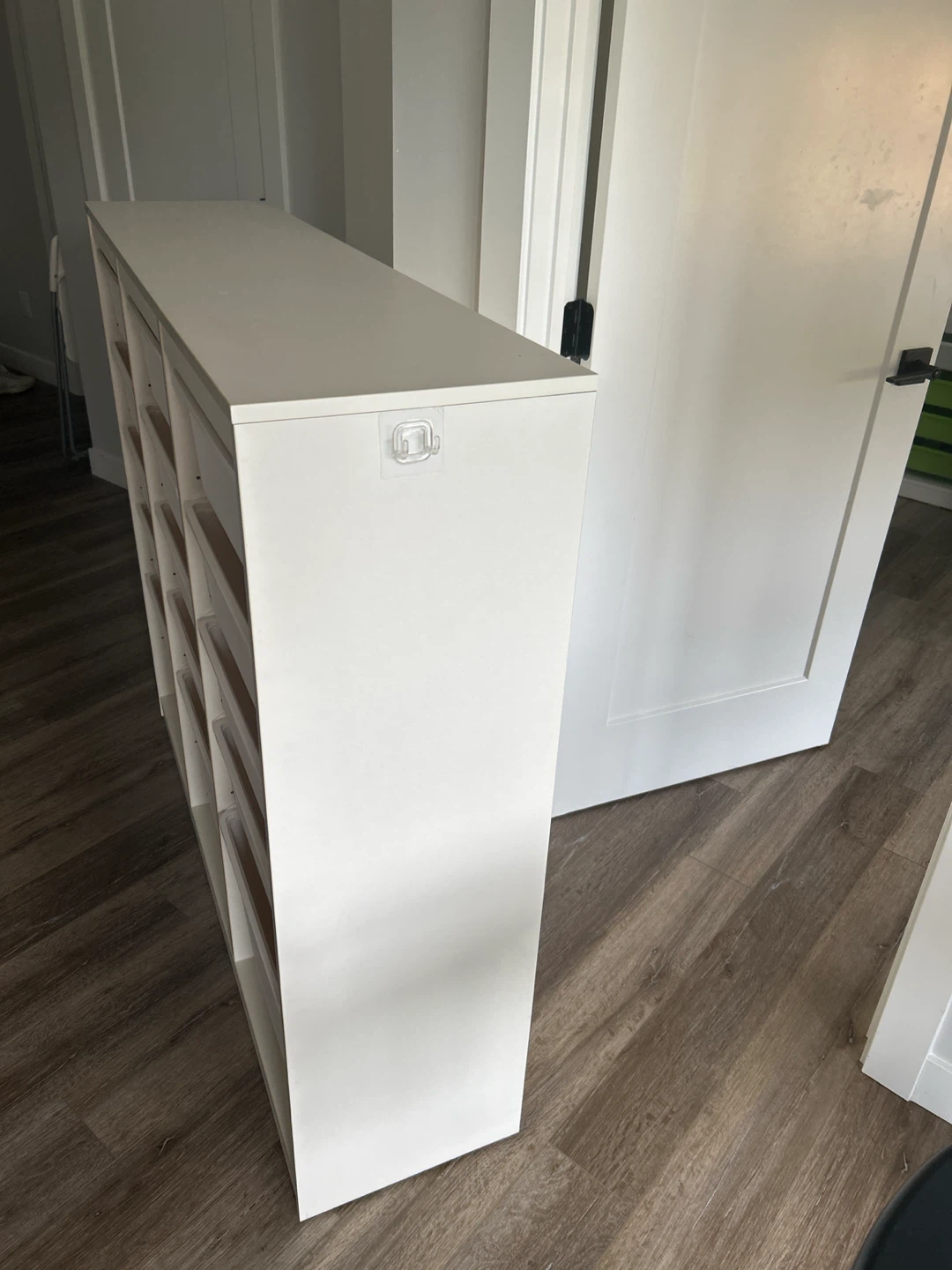 White shelf Unit - photo 2