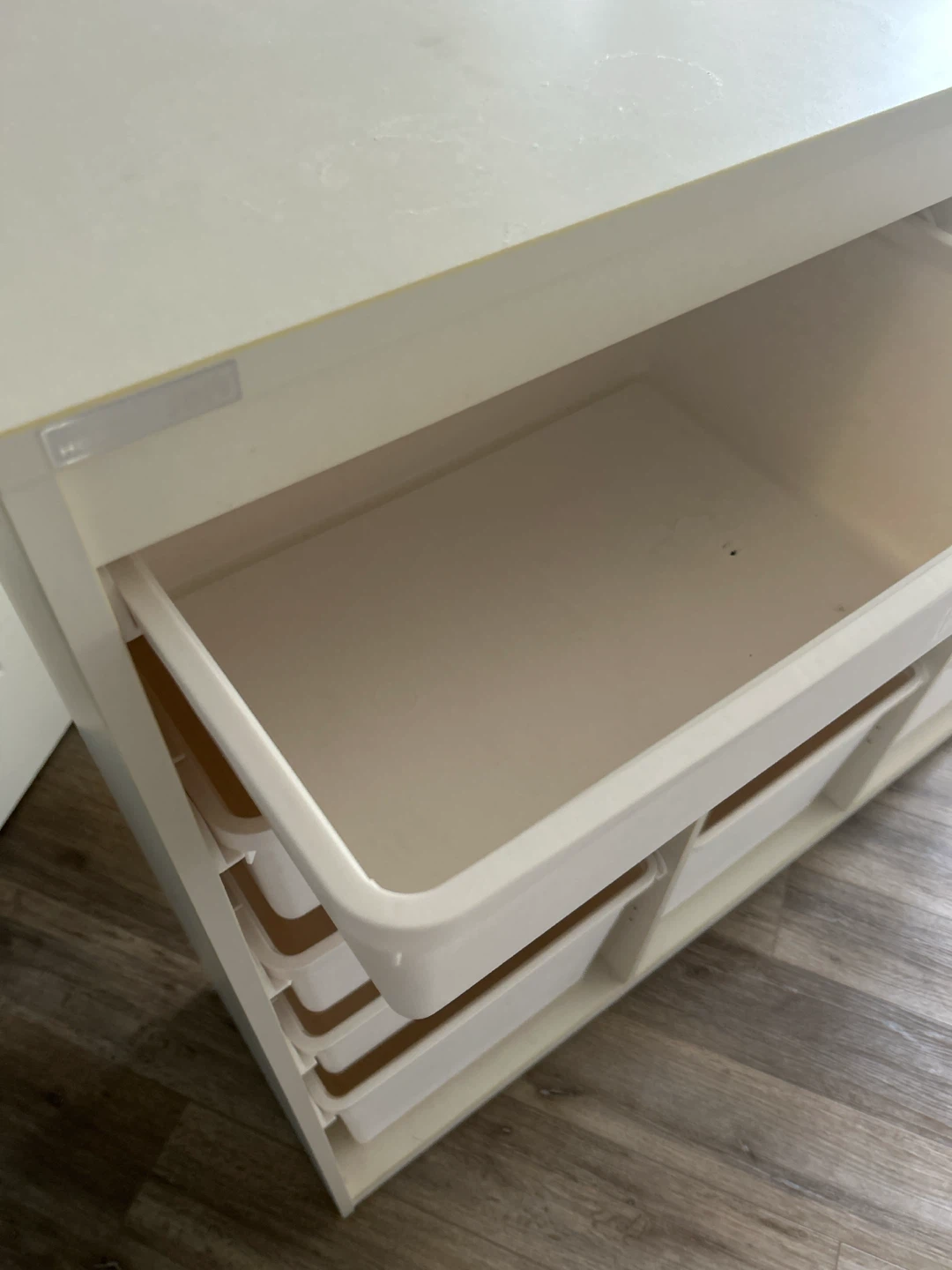 White shelf Unit - photo 4