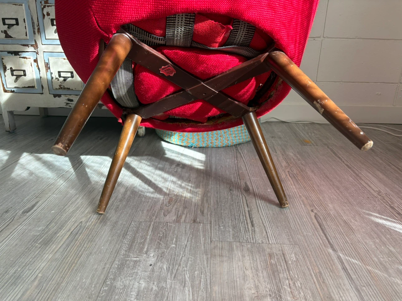 Vintage Mid-Century Modern Red Accent Chair - photo 4