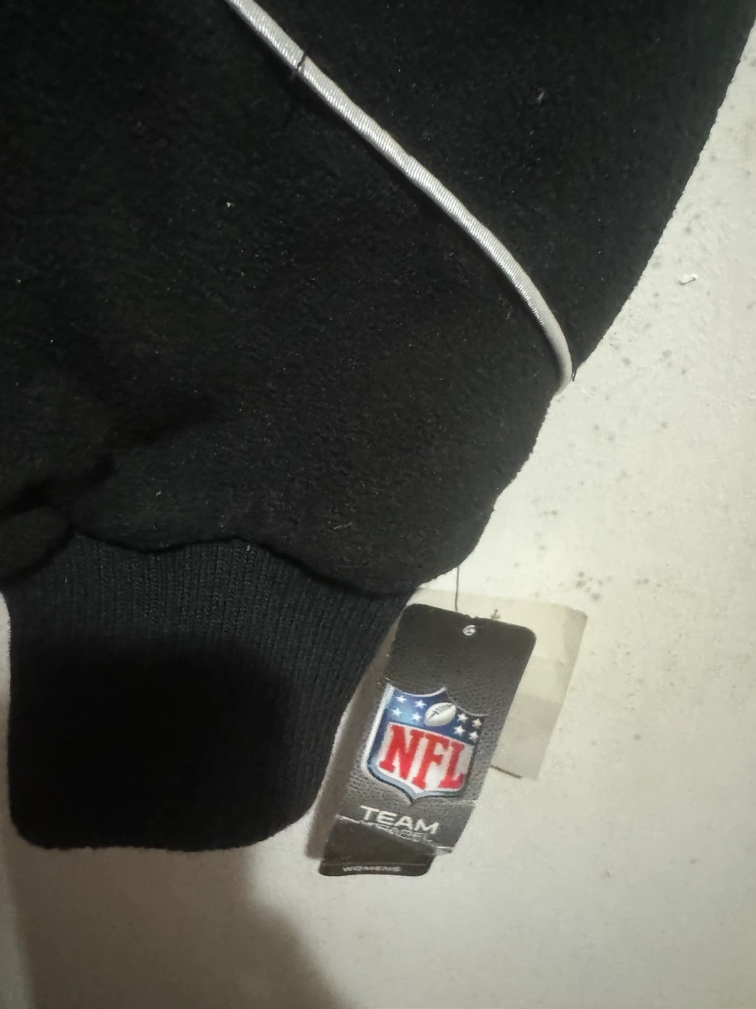 NFL Las Vegas Raiders Women's Hoodie - photo 3
