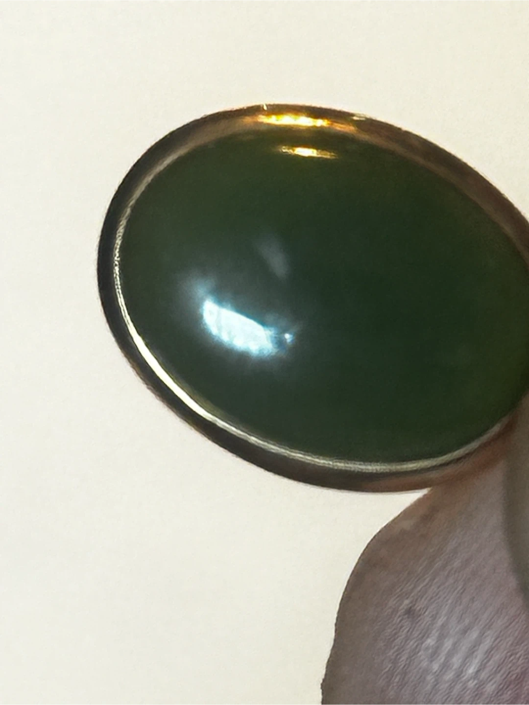Vintage 10K Gold Oval Green Jade Cabochon Pendant - photo 3
