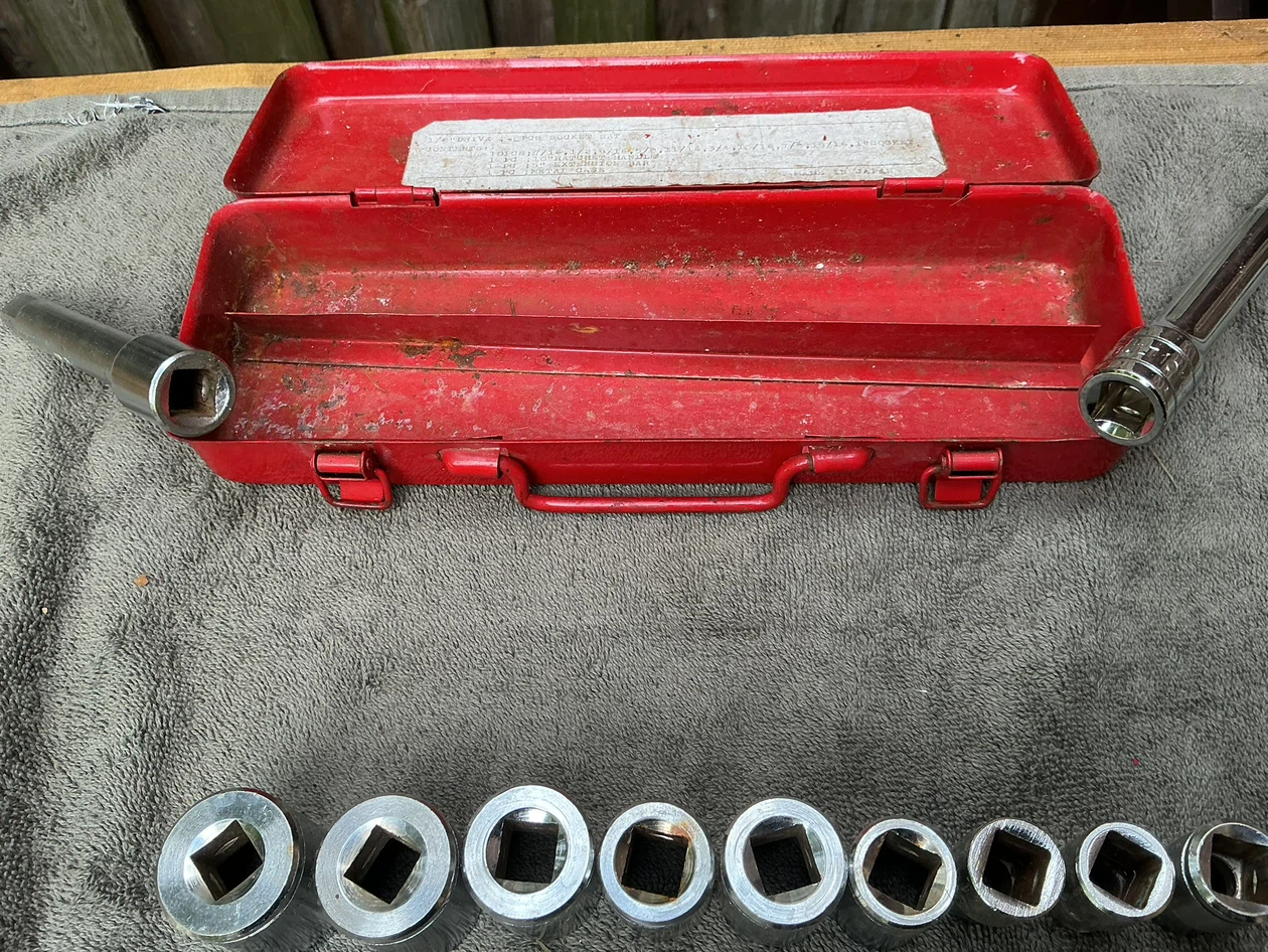 Husky 1/2 inch Drive Socket Set ! - photo 2