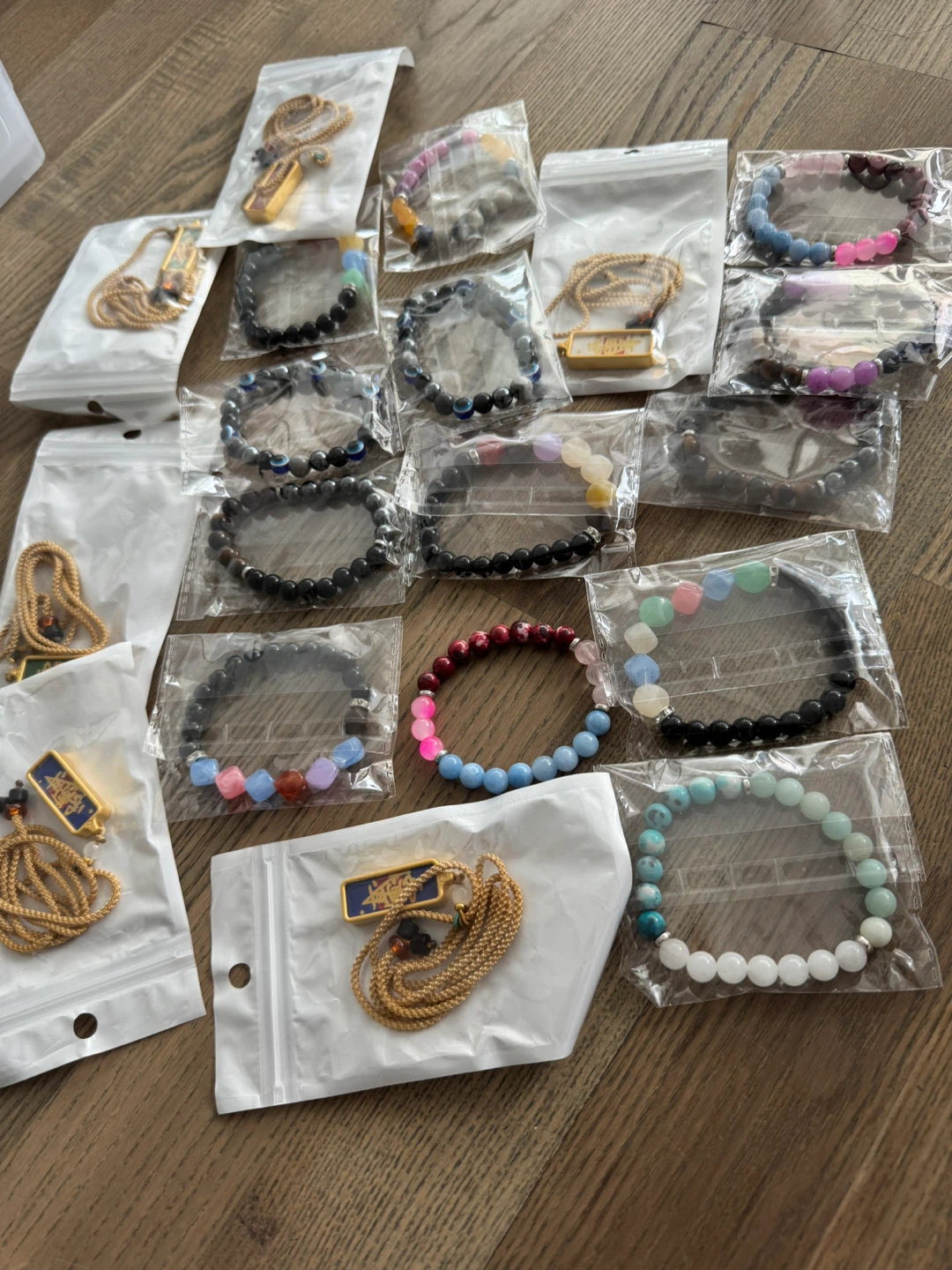 $10 all Bracelets and Pendants - photo 3