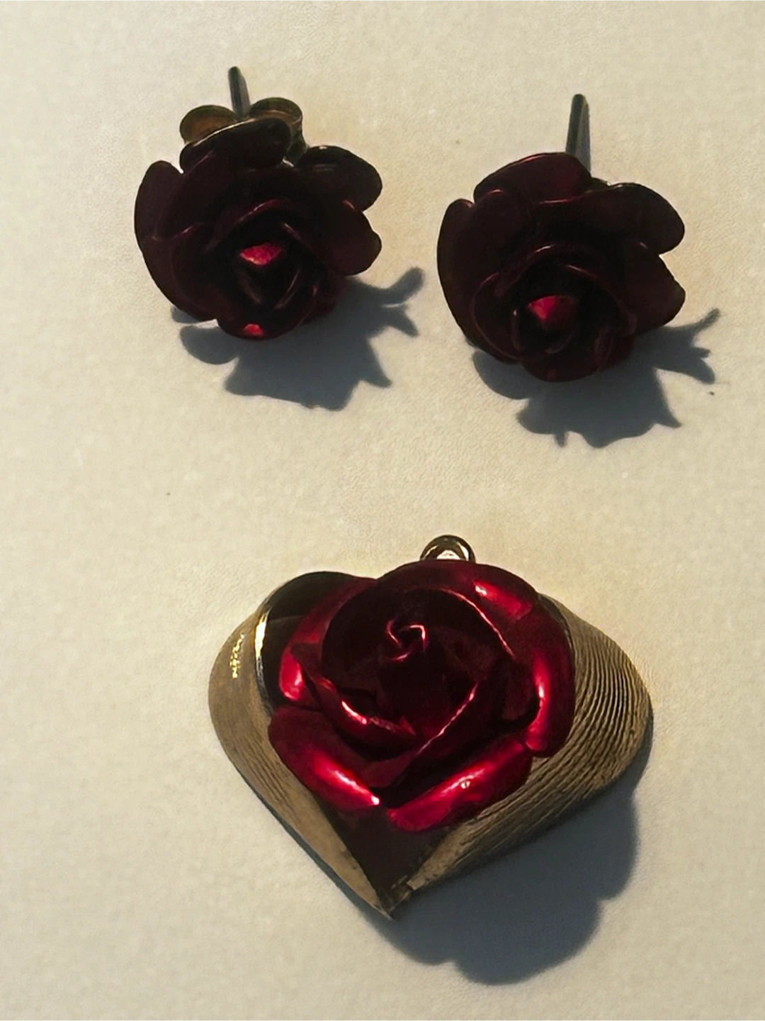 Vintage Red Rose pendant & Stud Earring Set - photo 2