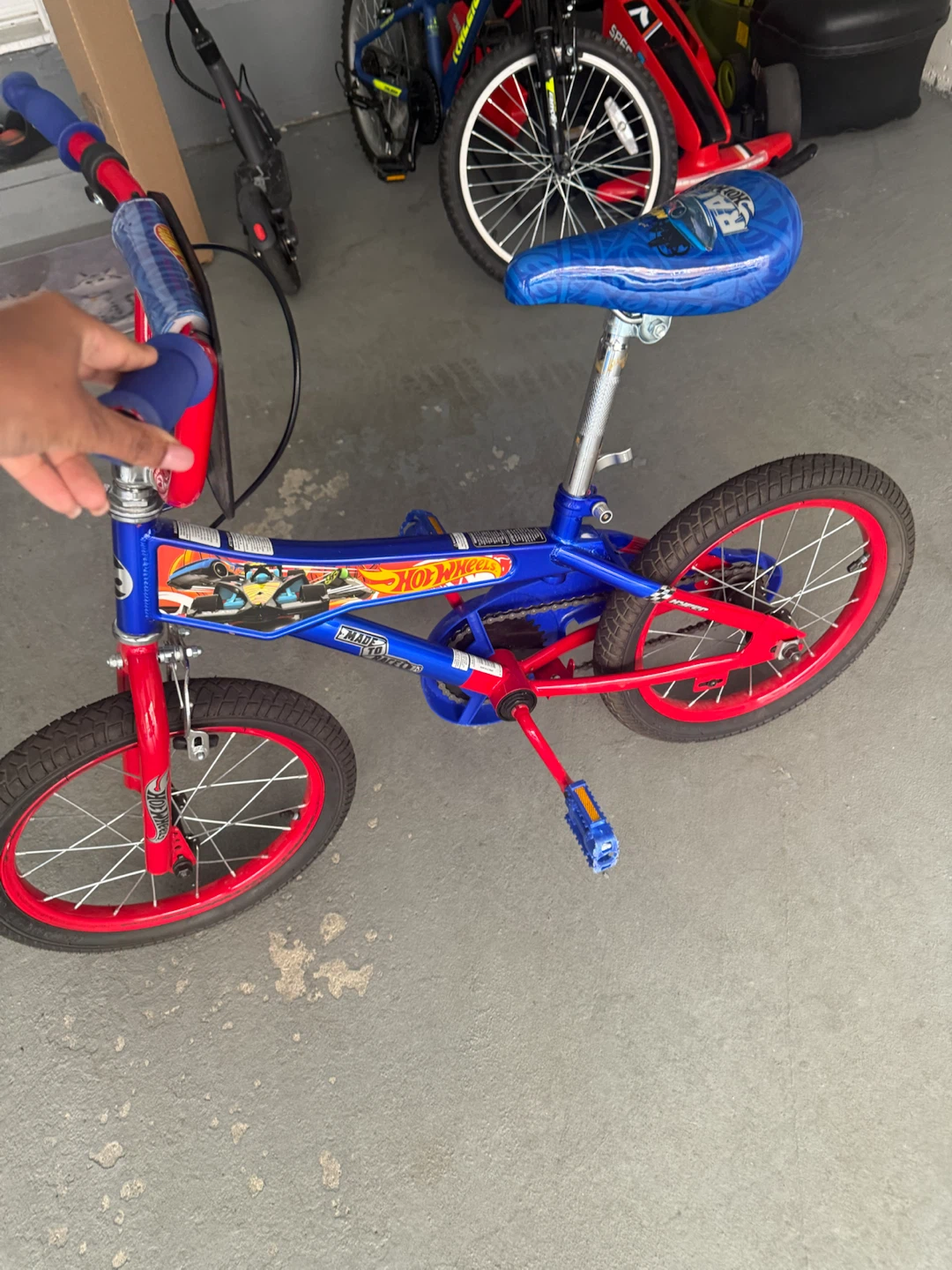 Hot Wheels 16-inch Kids Bicycle - photo 2