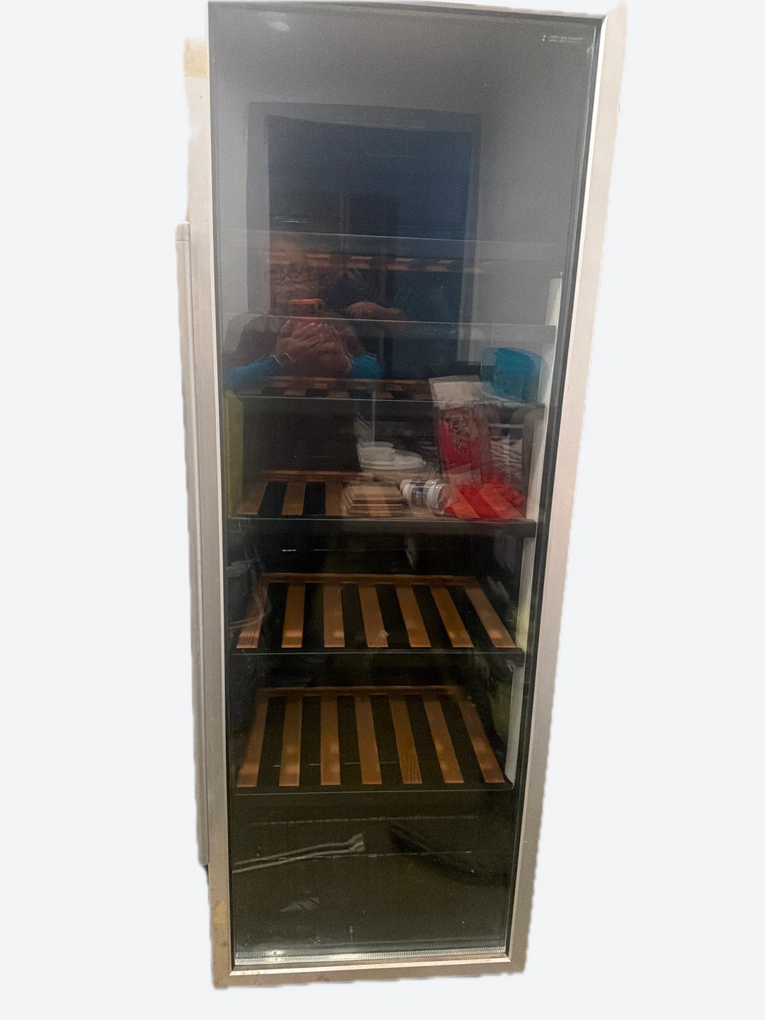 Upright wine cooler