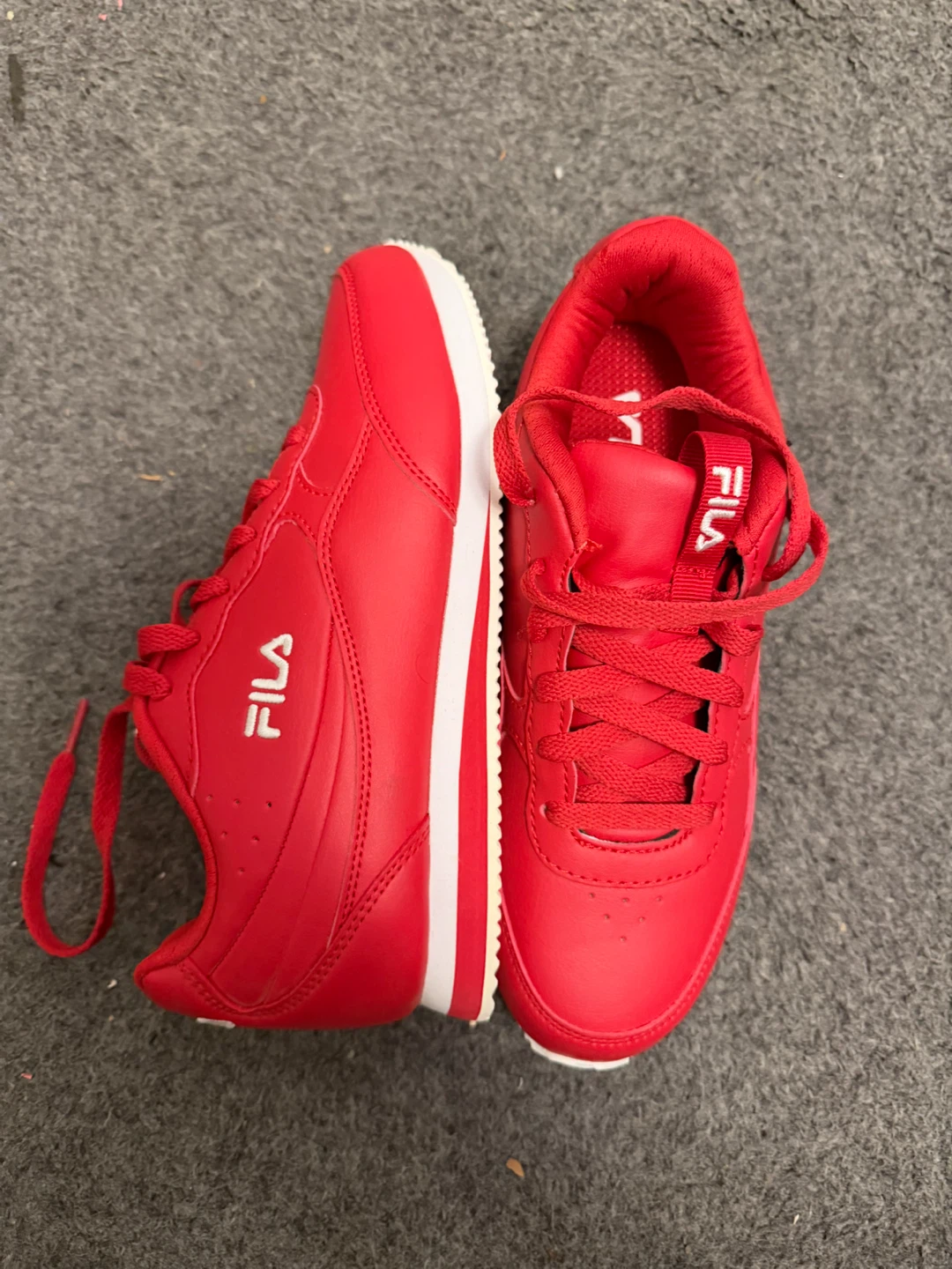 Red Fila Sneakers Women's US 7 - photo 3