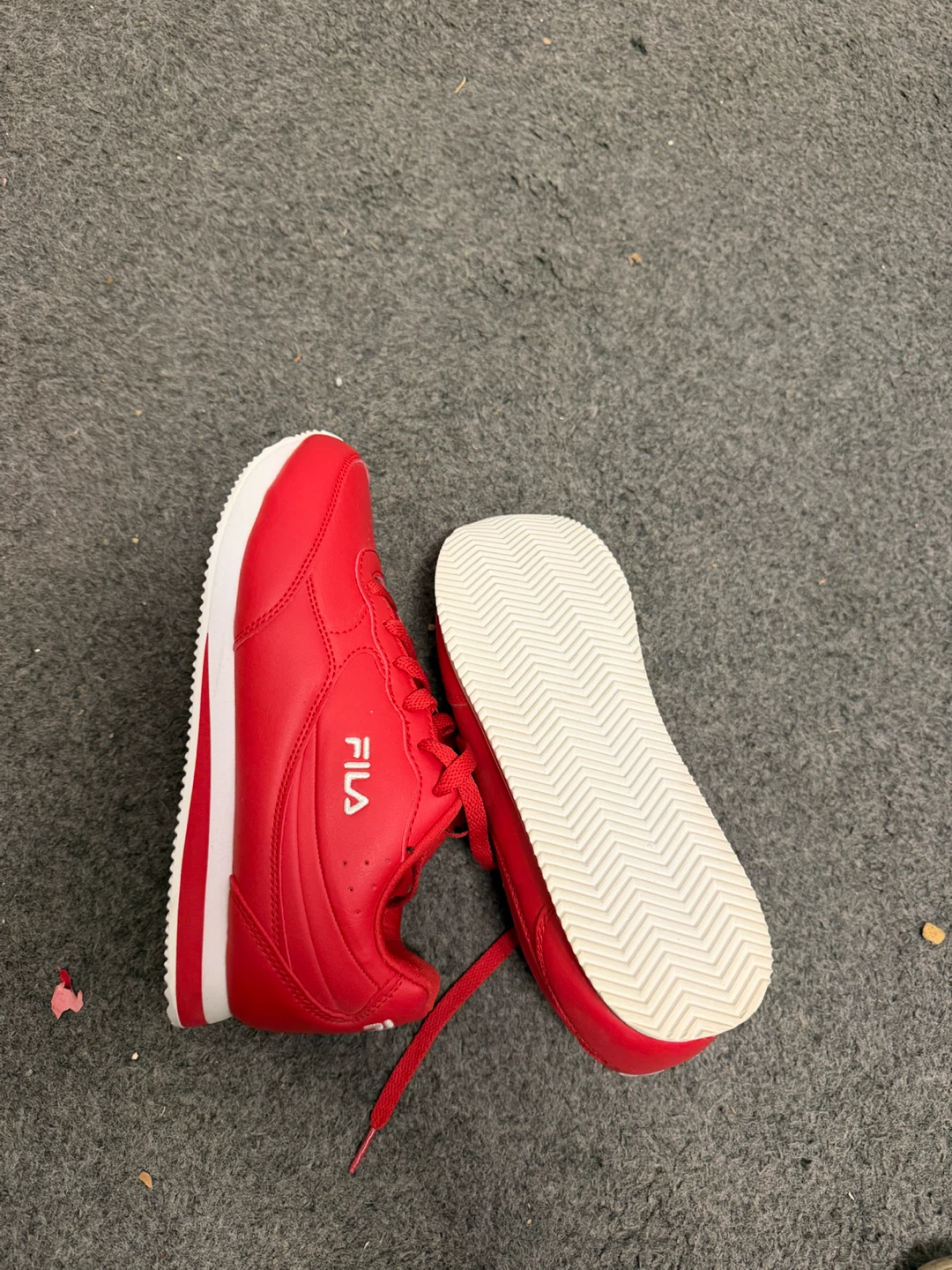 Red Fila Sneakers Women's US 7 - photo 4