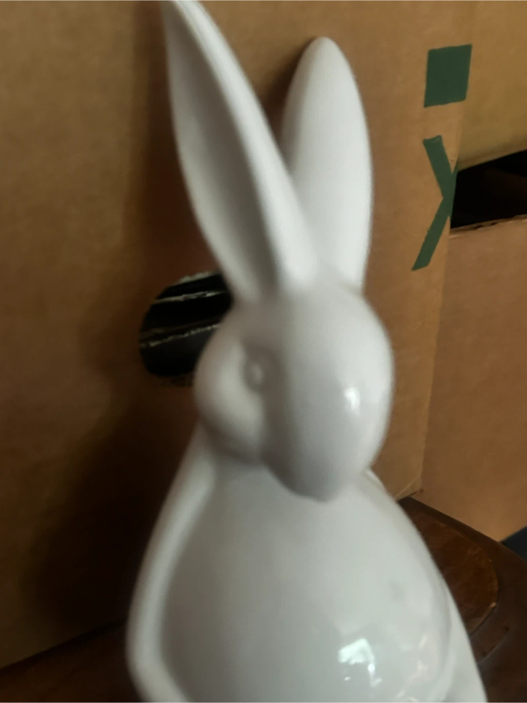 Ceramic shelf sitting rabbit - photo 2