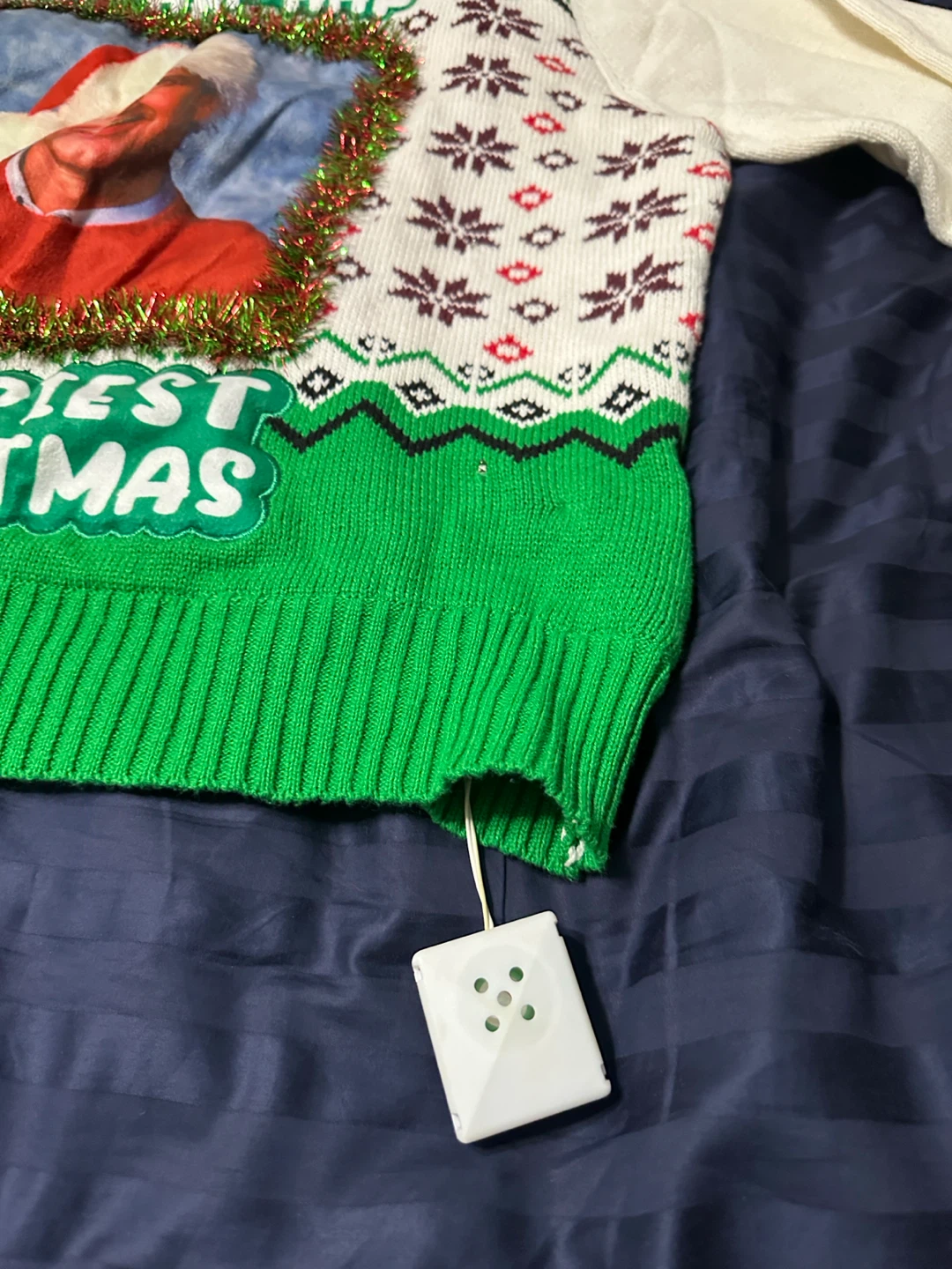 Spencer's Workshop Christmas Sweater Size Large - photo 2