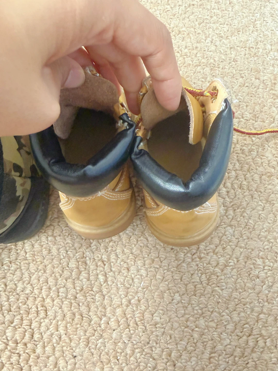 Two pairs of toddler boots - photo 5