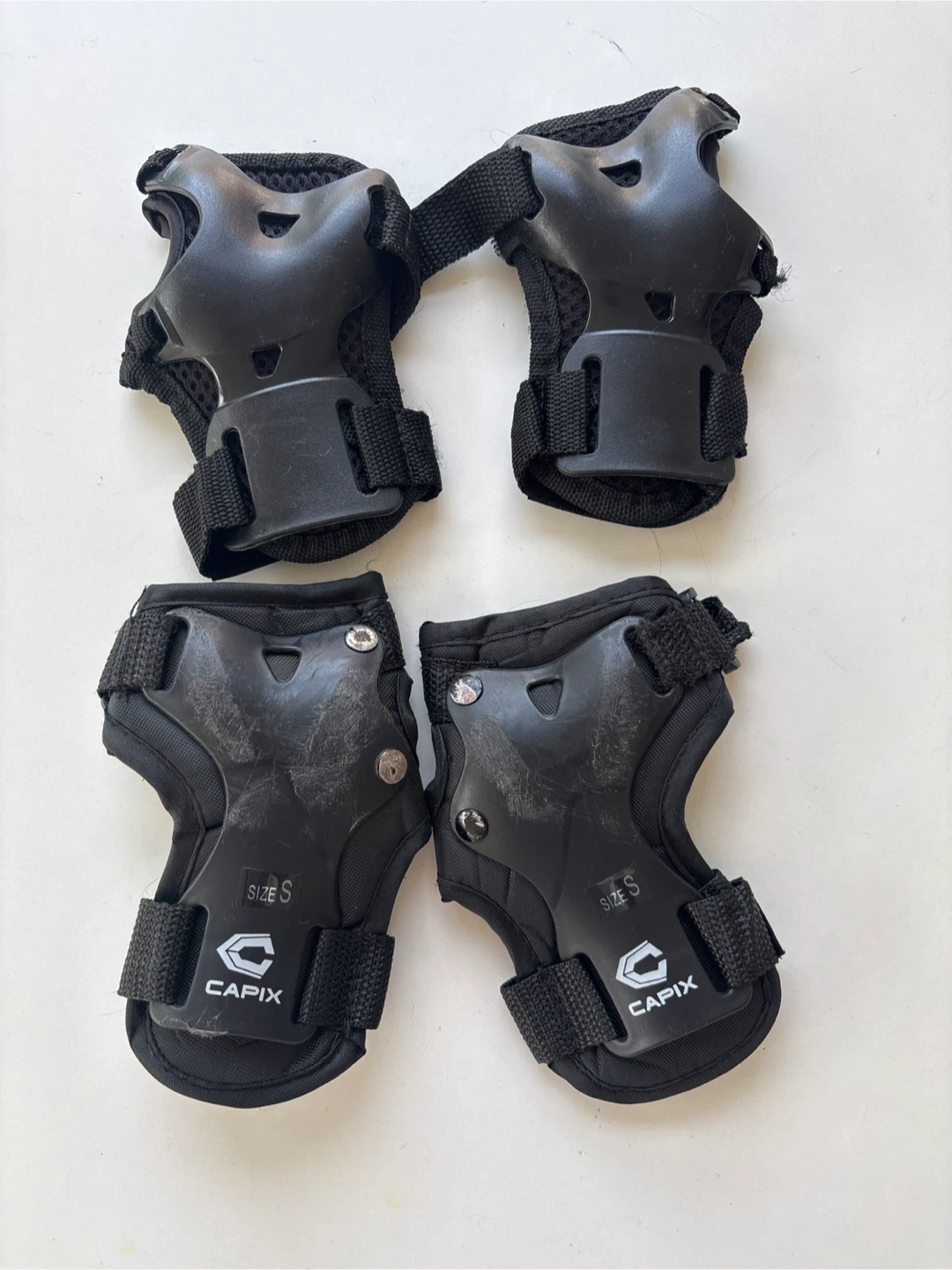 Capix Protective Knee and Elbow Pad Set Size S
