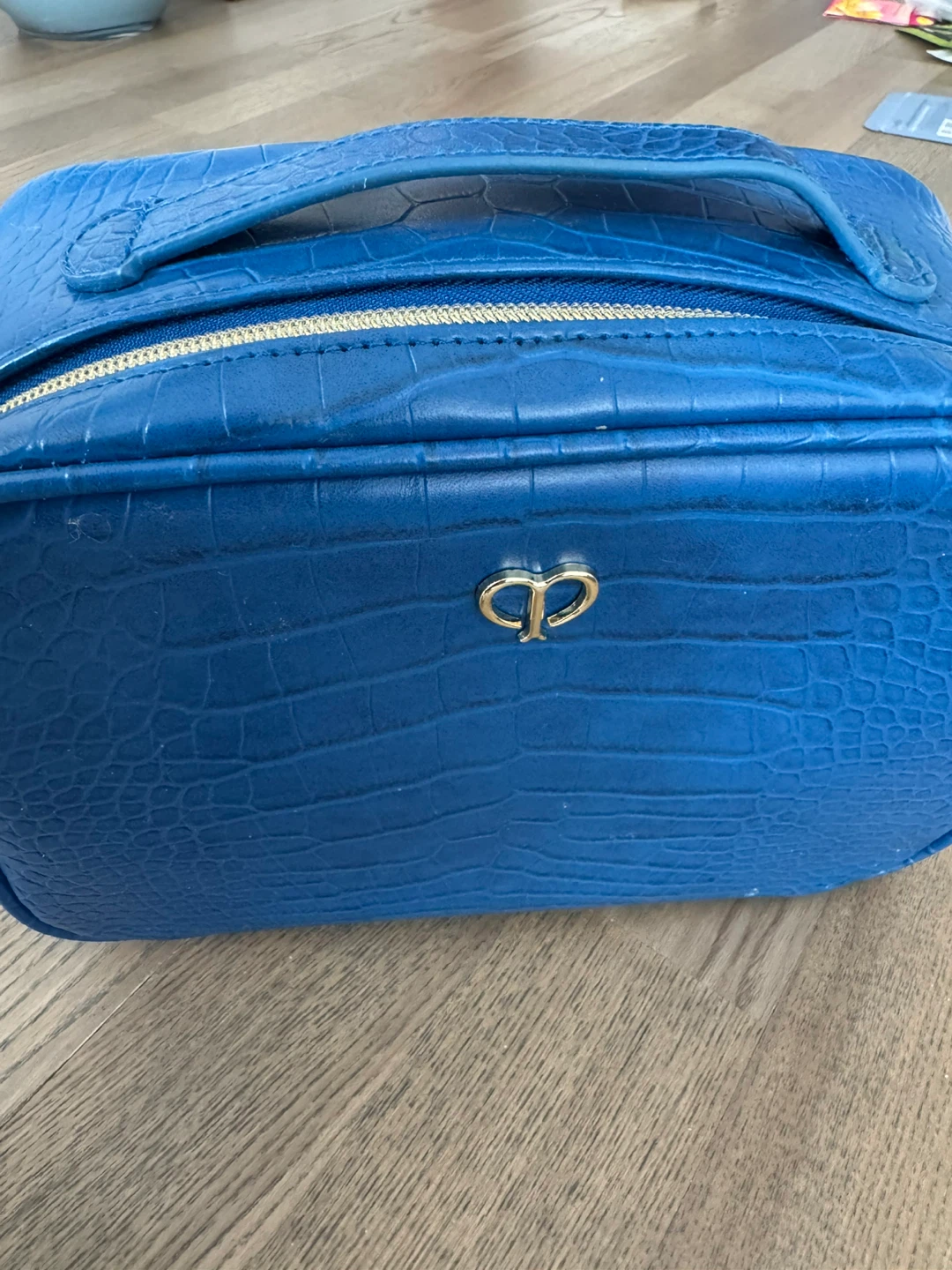 Clé de Peau Beauté Blue Cosmetic Case - photo 5