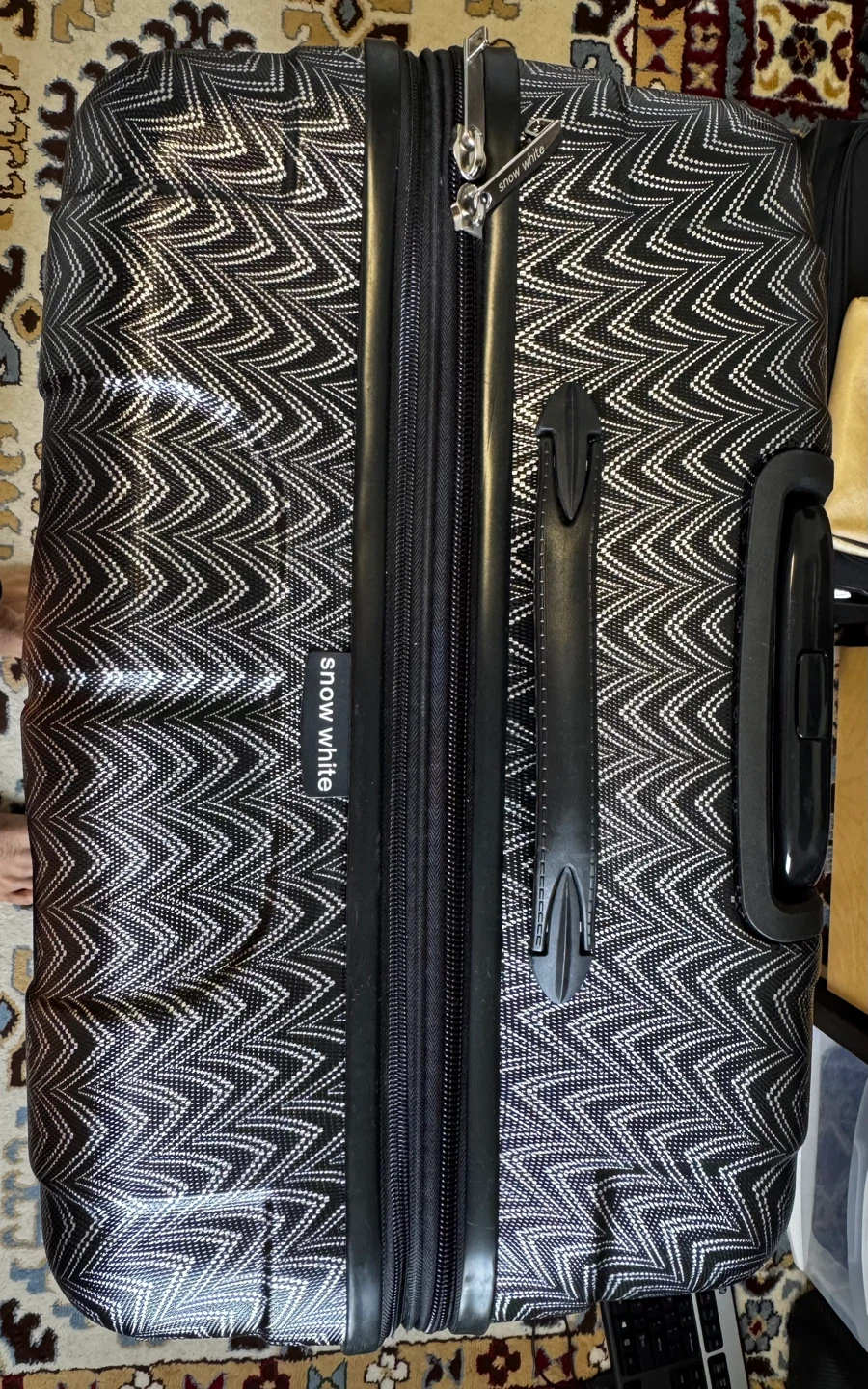 Snow White Spinner Suitcase - photo 2