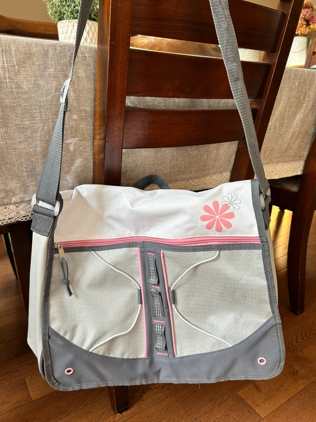 Grey and White Messenger Bag with Floral Detail - photo 3