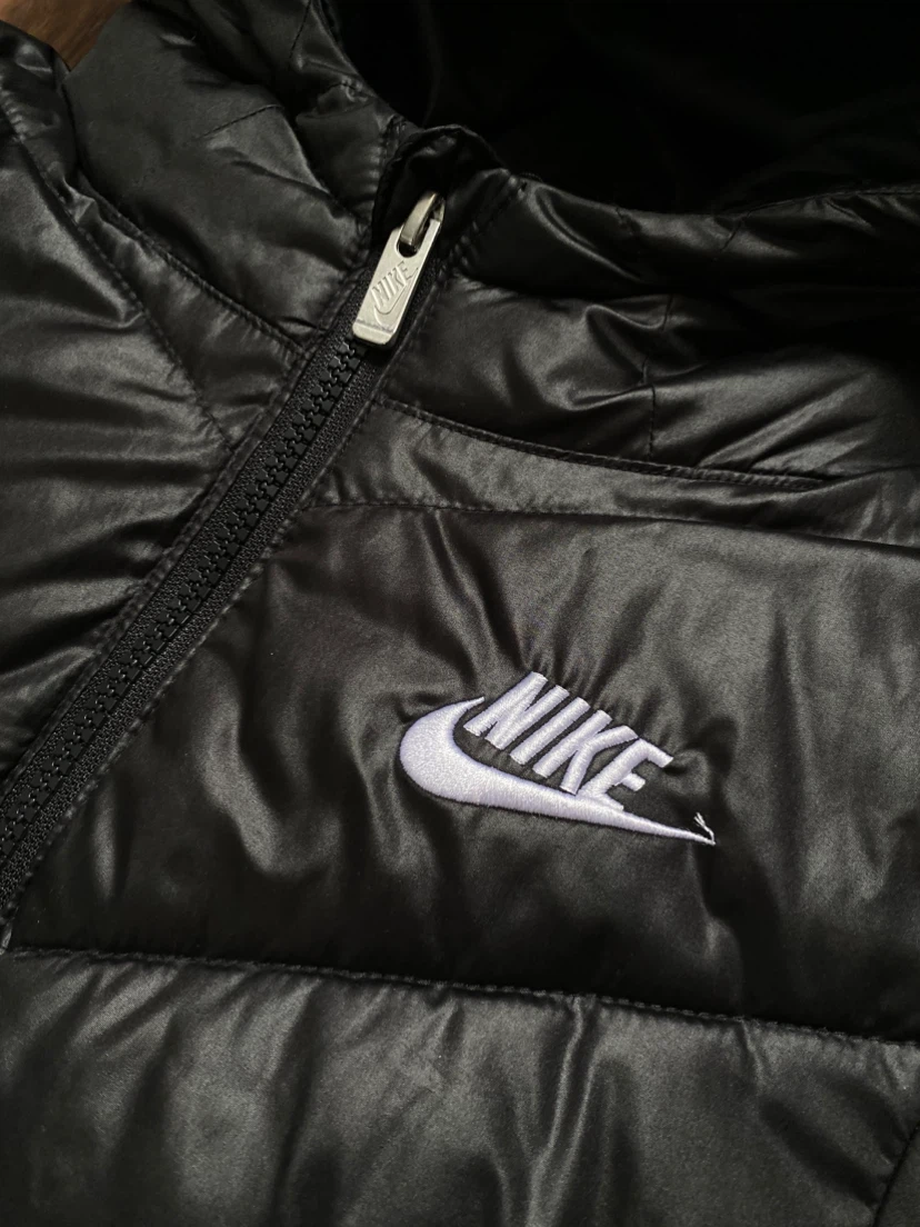Nike Black Puffer Jacket 6-7 Years - photo 3