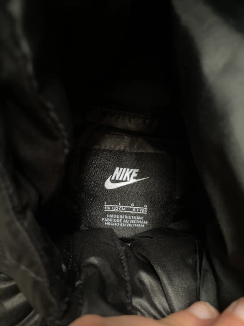 Nike Black Puffer Jacket 6-7 Years - photo 4