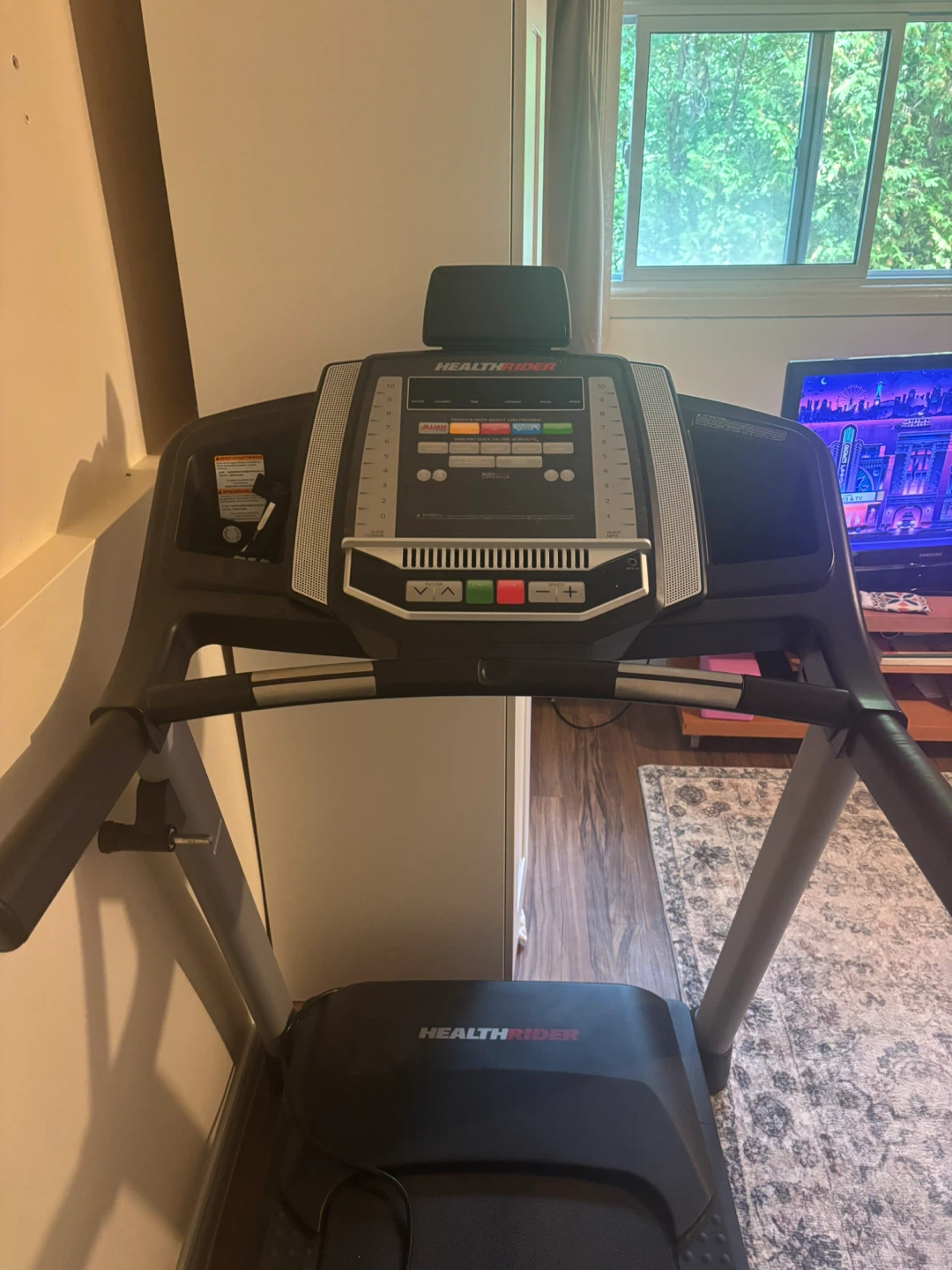 HealthRider H70t Treadmill - photo 4
