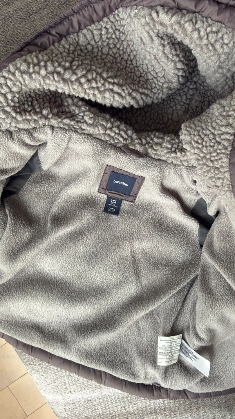 BabyGap Puffer Jacket 0-6Months 🏈 - photo 3