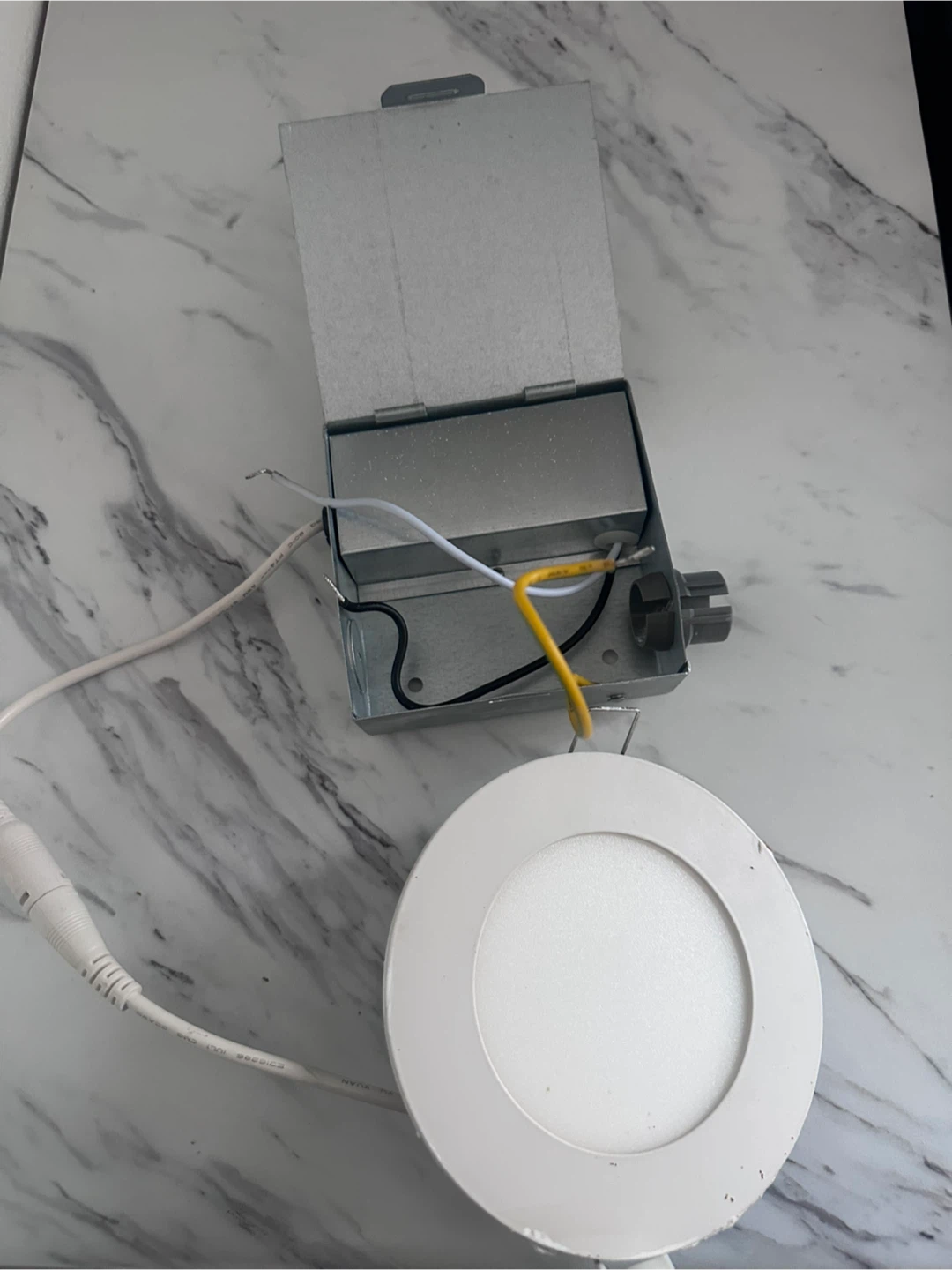 Pot lights- Illume LED Recessed Light I-ESP4WH