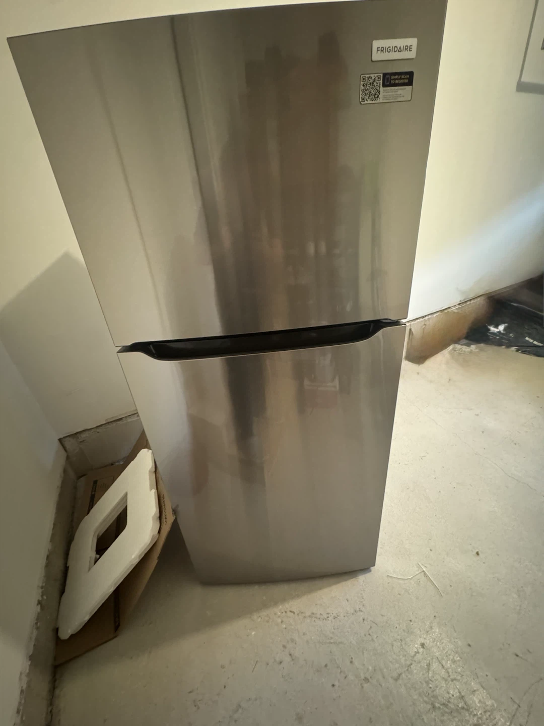 Frigidaire Stainless Steel Refrigerator - photo 5