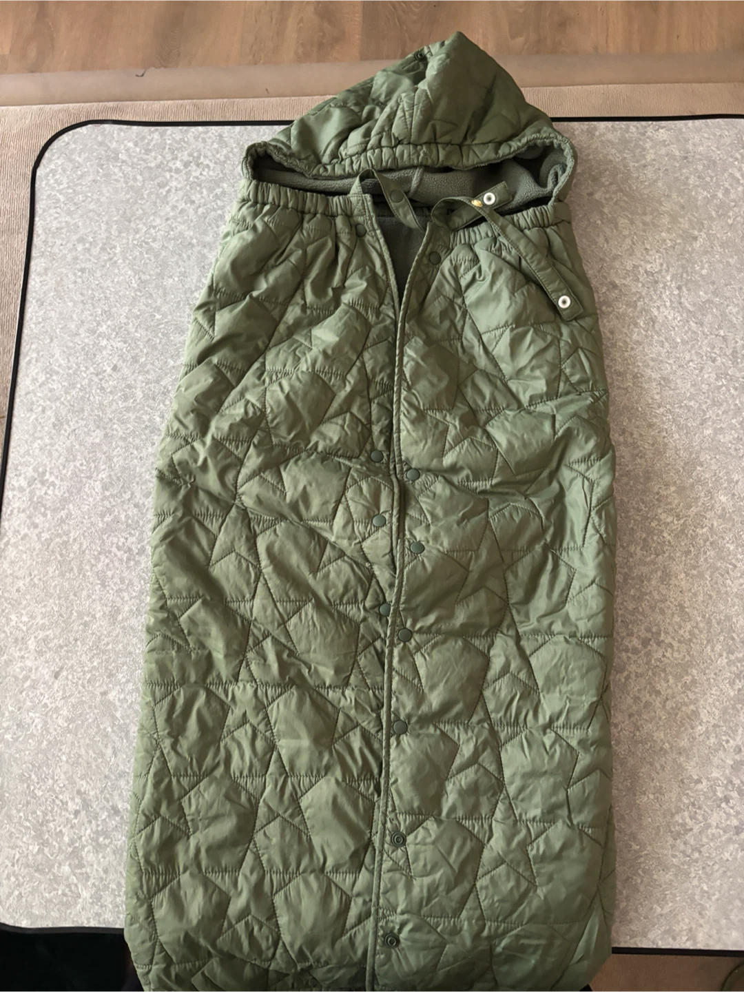 Uniqlo Olive Green Quilted Stroller Footmuff - photo 2