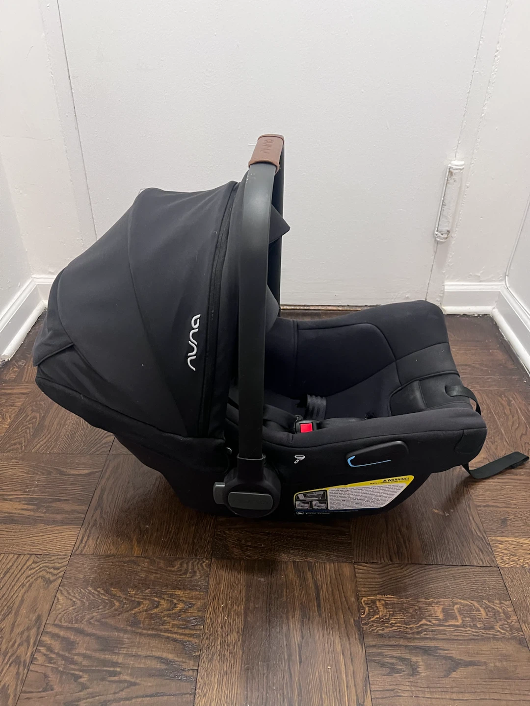Nuna Infant Car Seat and Base - photo 3