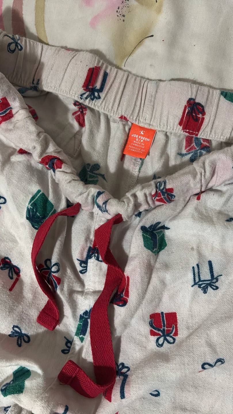 Joe Fresh 🏈 Christmas Present Pajama Pants - photo 4