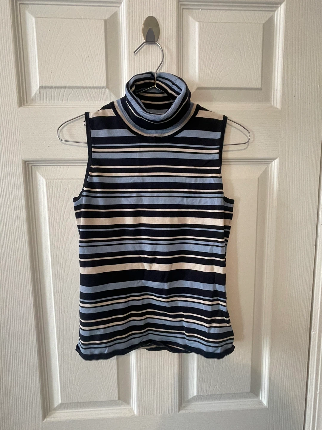 Jones New York Essentials Sleeveless Turtleneck
