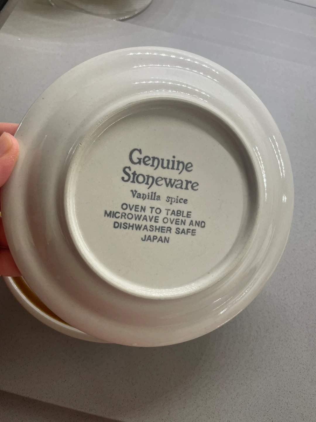 🏈VINTAGE Set of 4 Genuine Stoneware Vanilla Spice Plates - photo 2