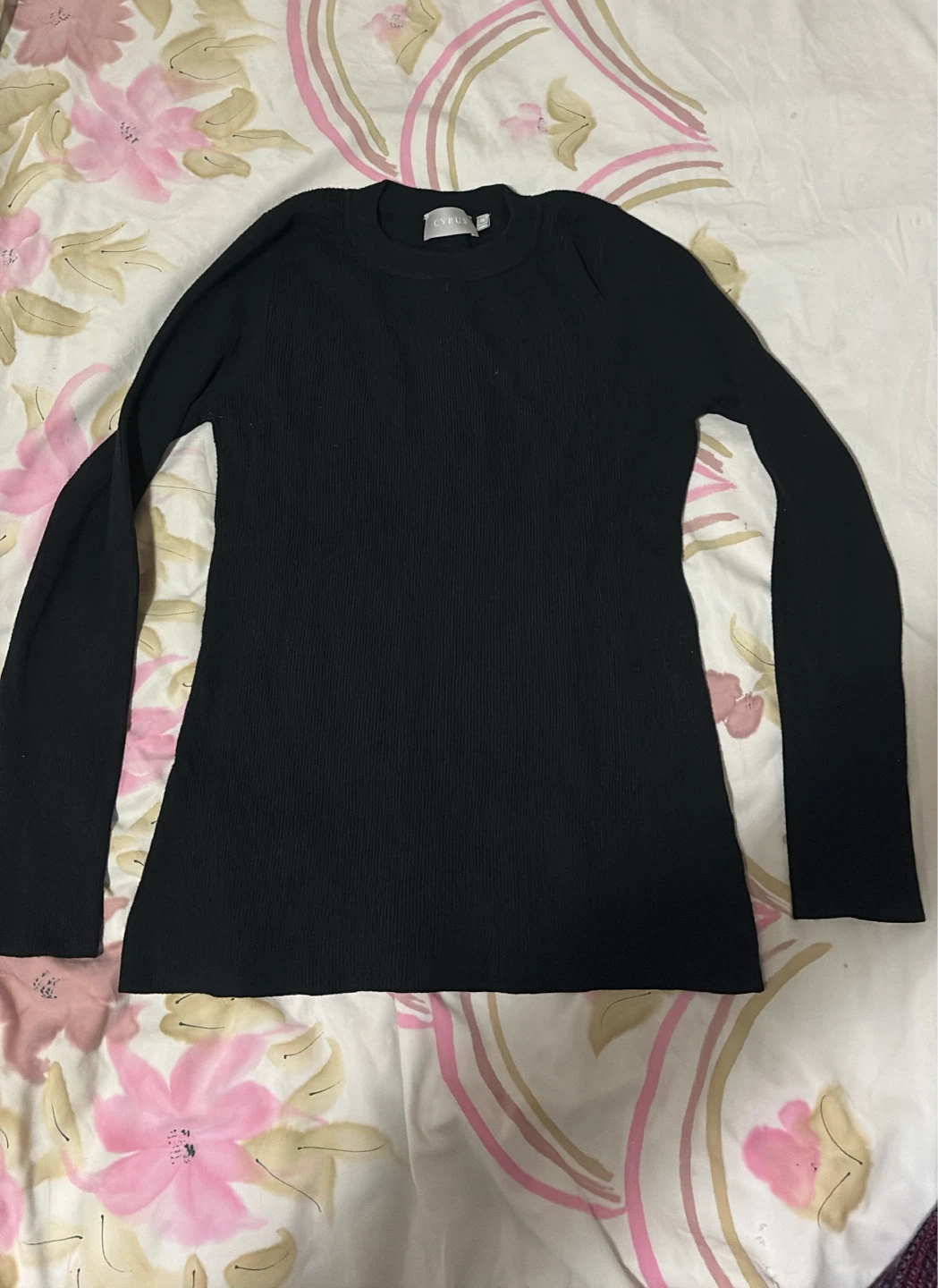 🏈 Cyrus Black Ribbed Long Sleeve Shirt