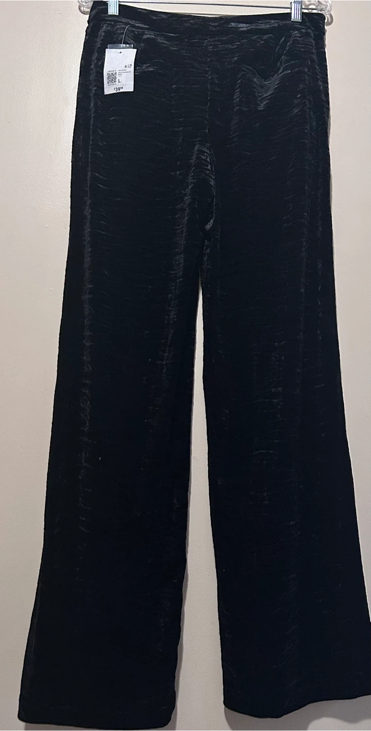 Forever 21 Black Velvet Trousers - photo 3