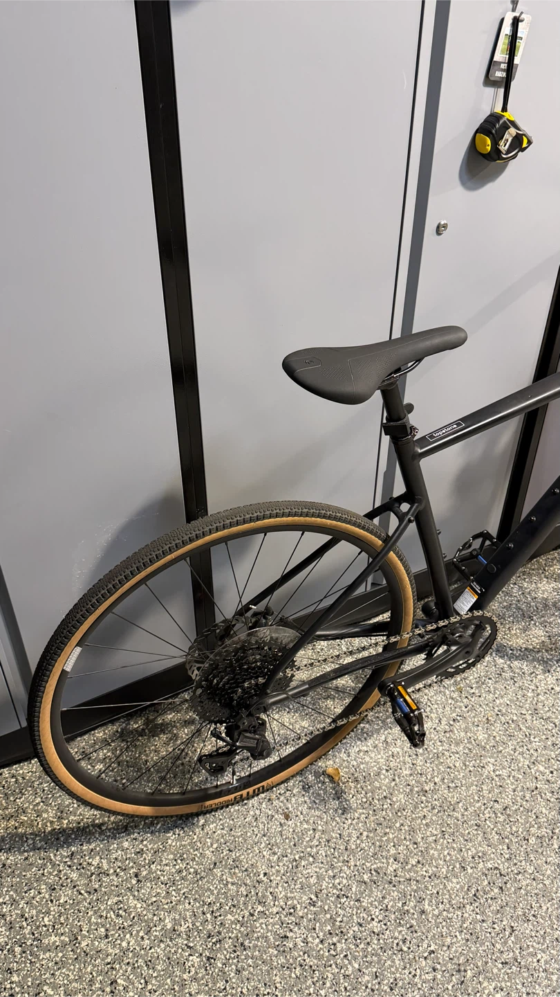 Cannondale Topstone Gravel Bike - photo 2