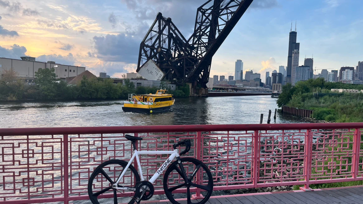 Throne Phantom Fixed Gear Bike