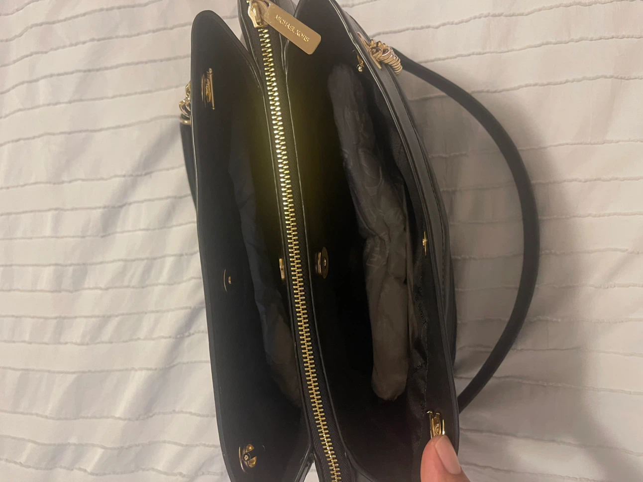 Michael Kors Quilted Shoulder Bag - photo 3