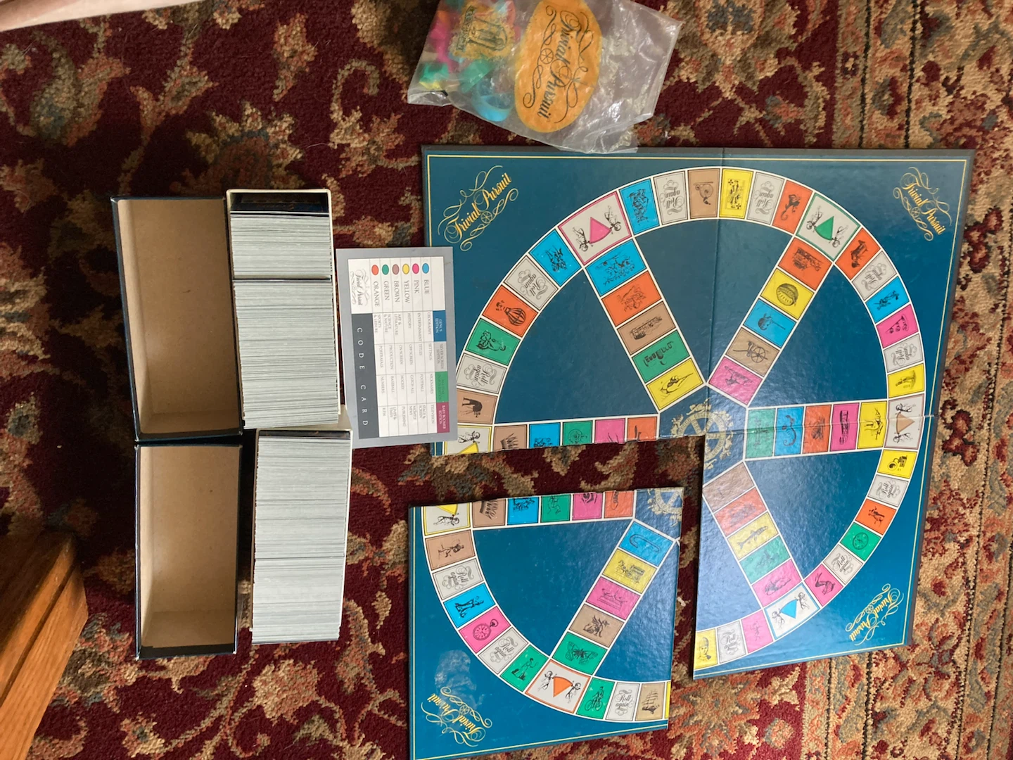 Trivial Pursuit Master Game Genus Edition - photo 2