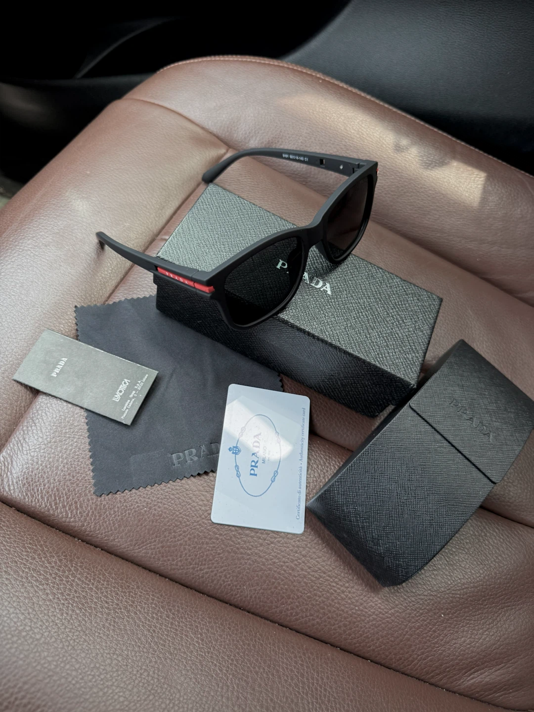 Prada Sunglasses 5101 - photo 2