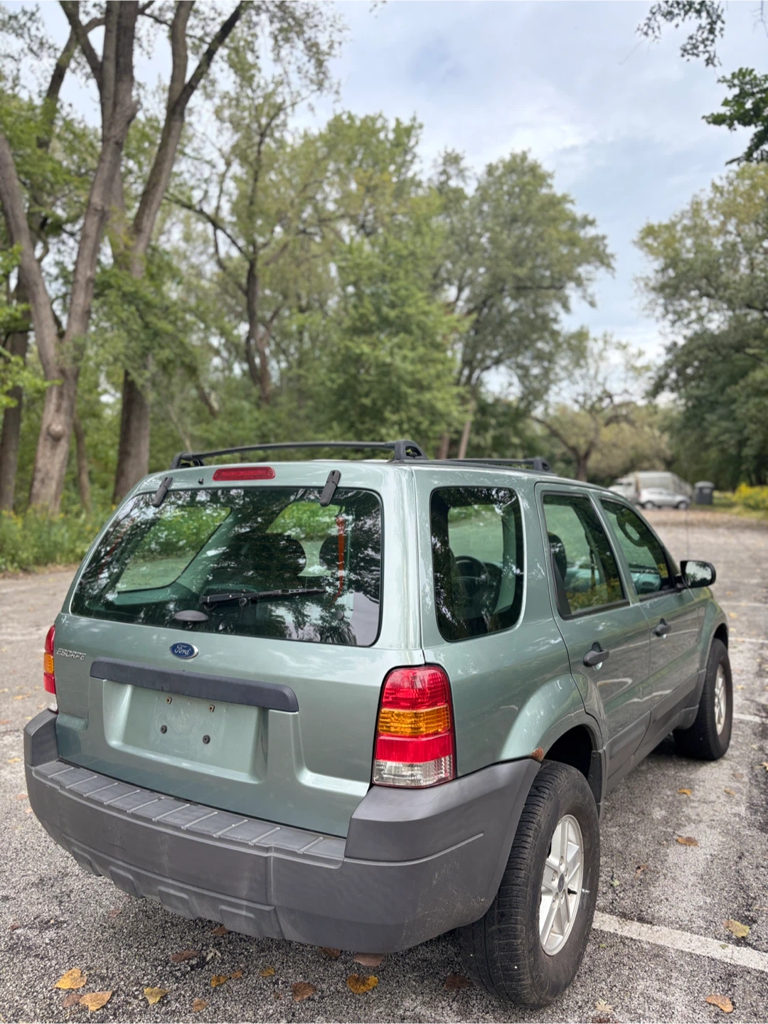 Ford Escape SUV - photo 4