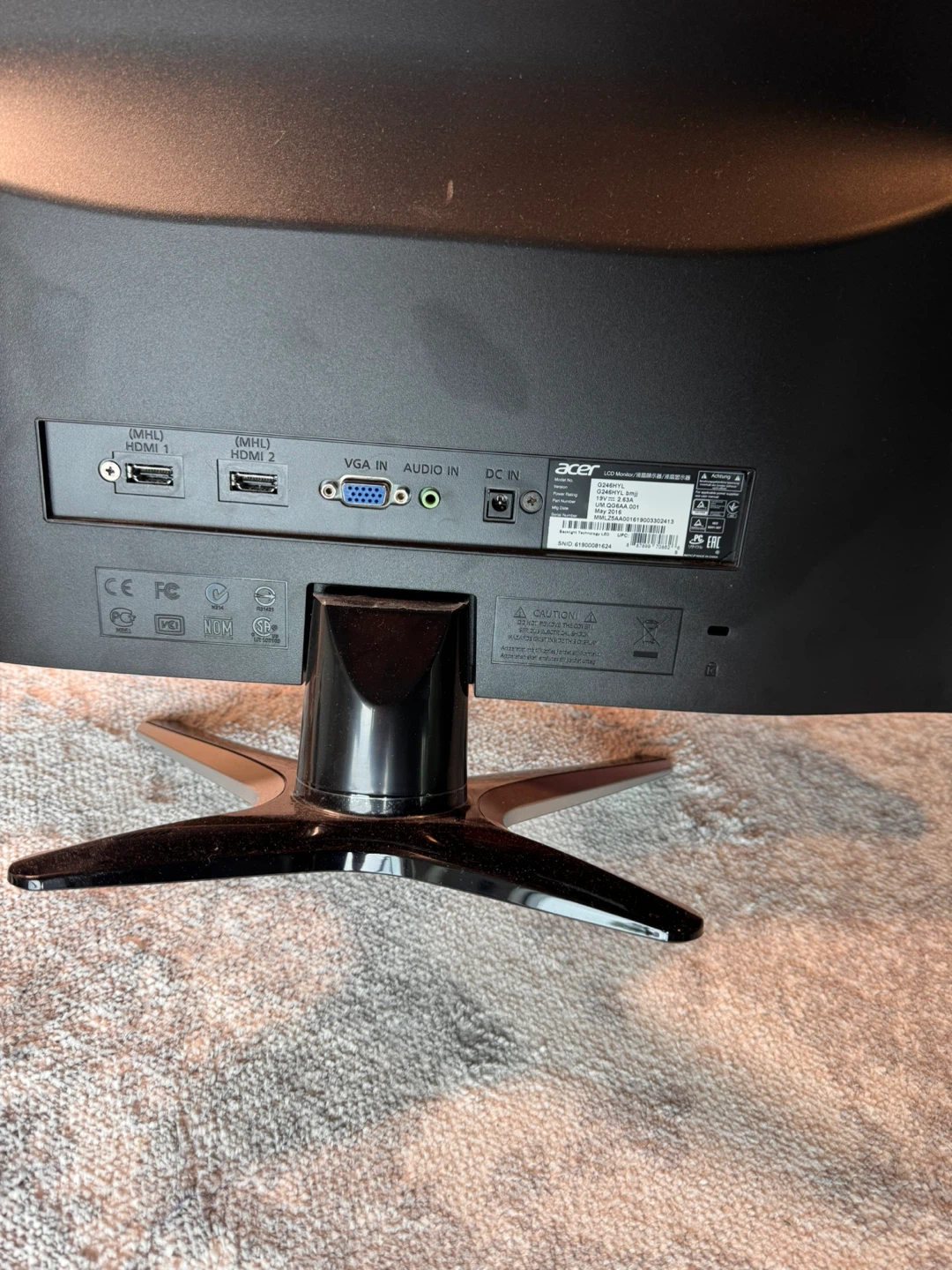 Acer 24” Computer Monitor G246HYL - cosmetic damage - photo 3