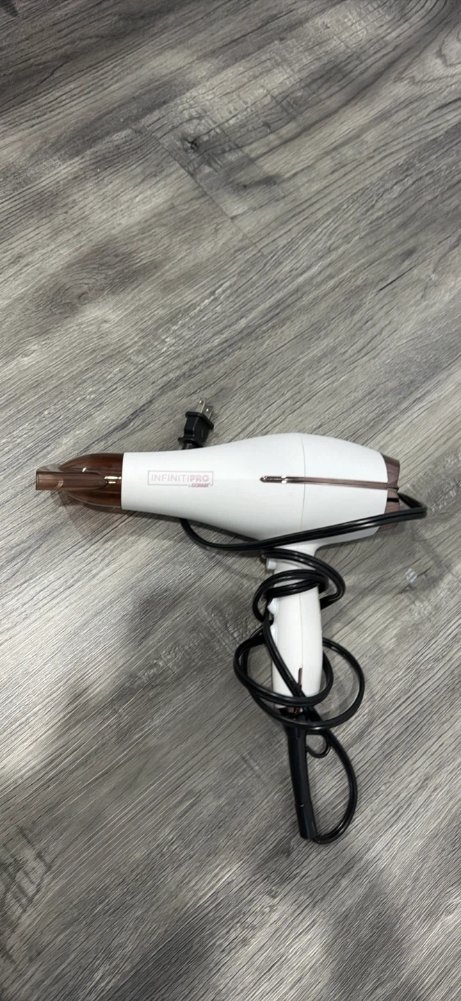 INFINITIPRO by Conair 1875W Hair Dryer - White / Rose Gold