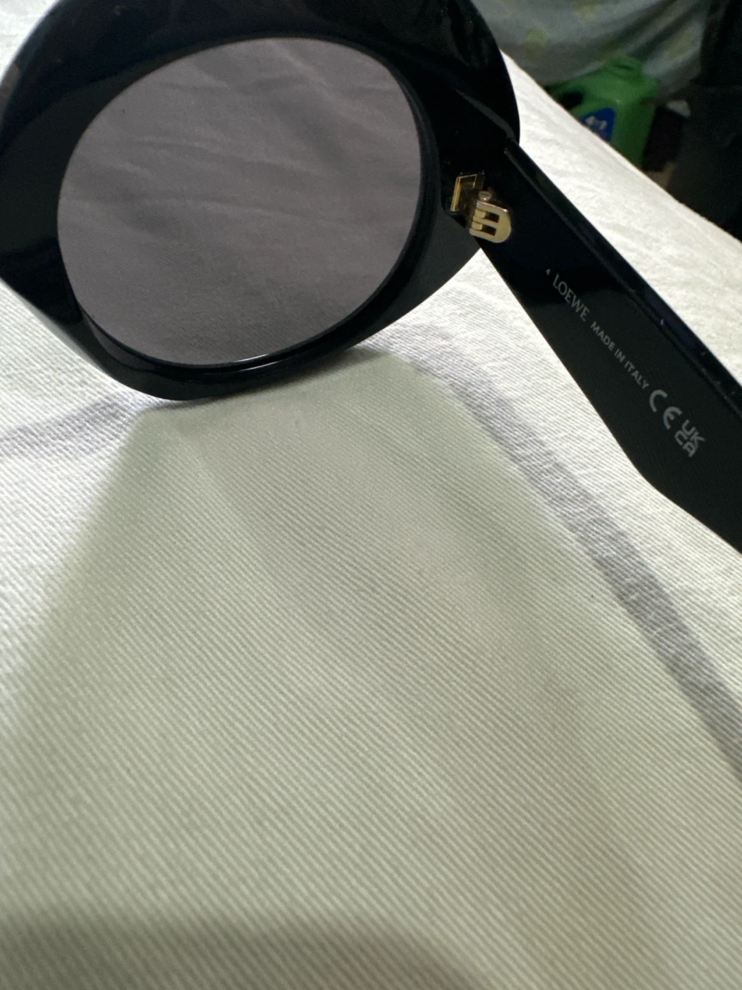 Loewe Anagram Black Oval Sunglasses - photo 3